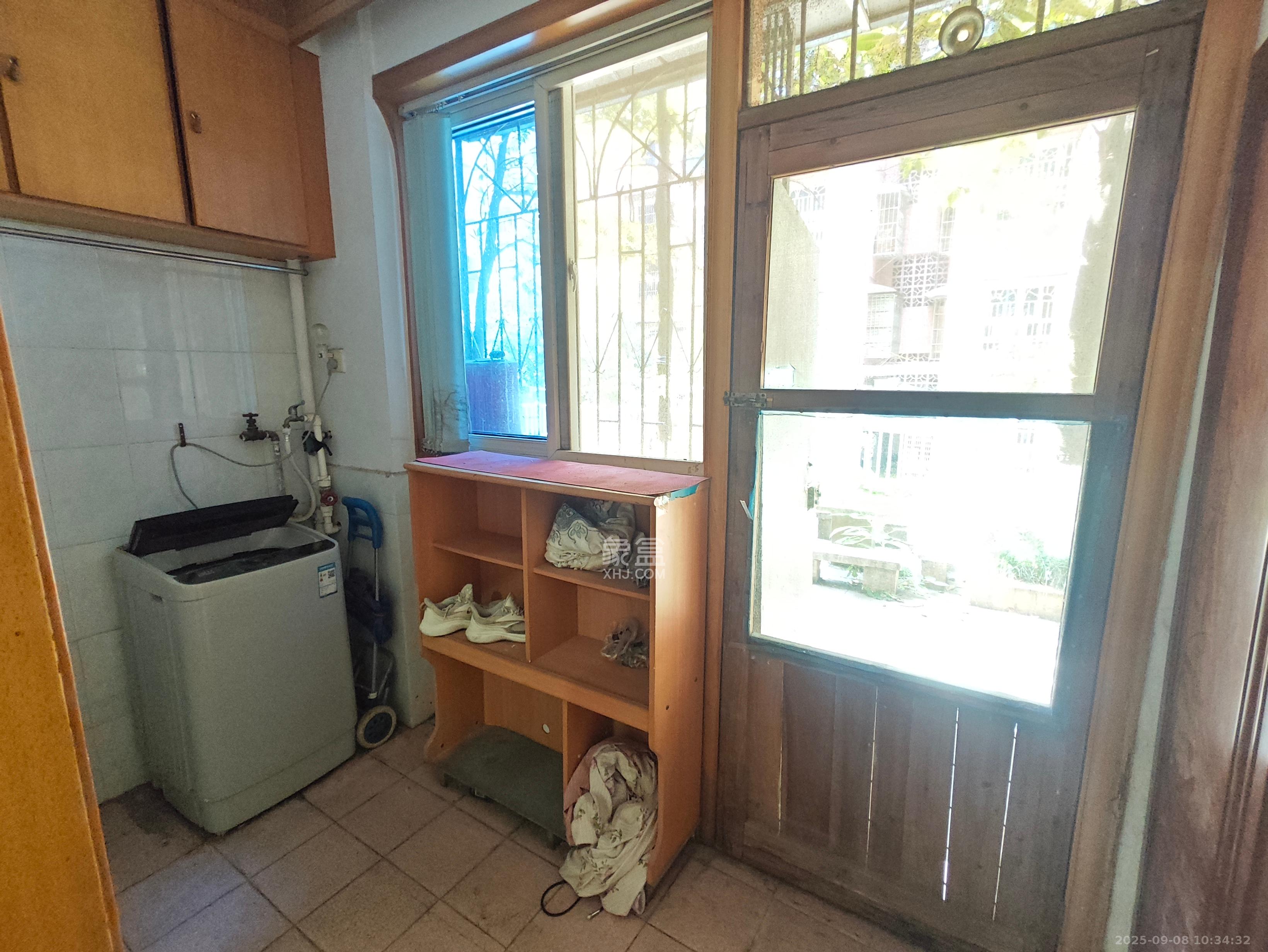 水泵厂宿舍 2室1厅1卫 1600.0元/月 水泵厂宿舍 2室1厅1卫 1600.0元/月室内图