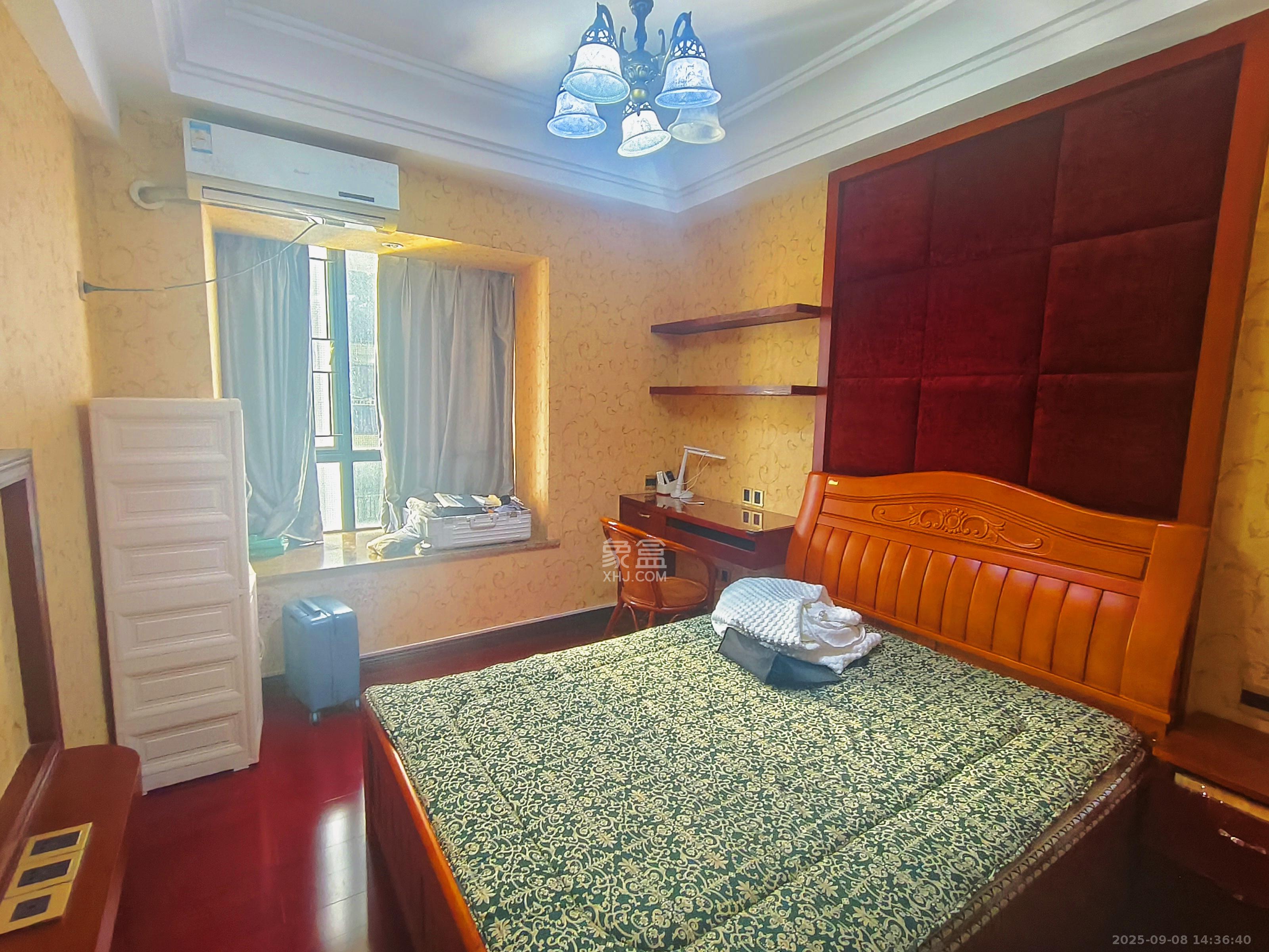 金麓国际 4室2厅2卫 3800.0元/月 金麓国际 4室2厅2卫 3800.0元/月室内图