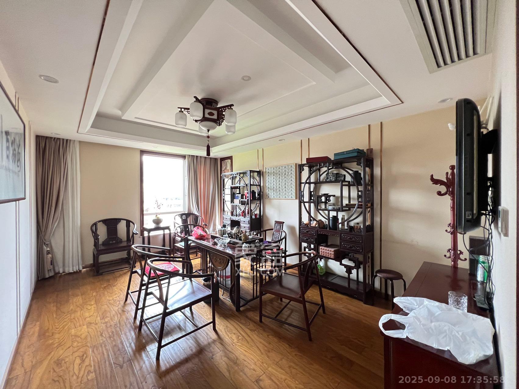 嘉华城（一期）  6室2厅4卫    18000.0元/月室内图