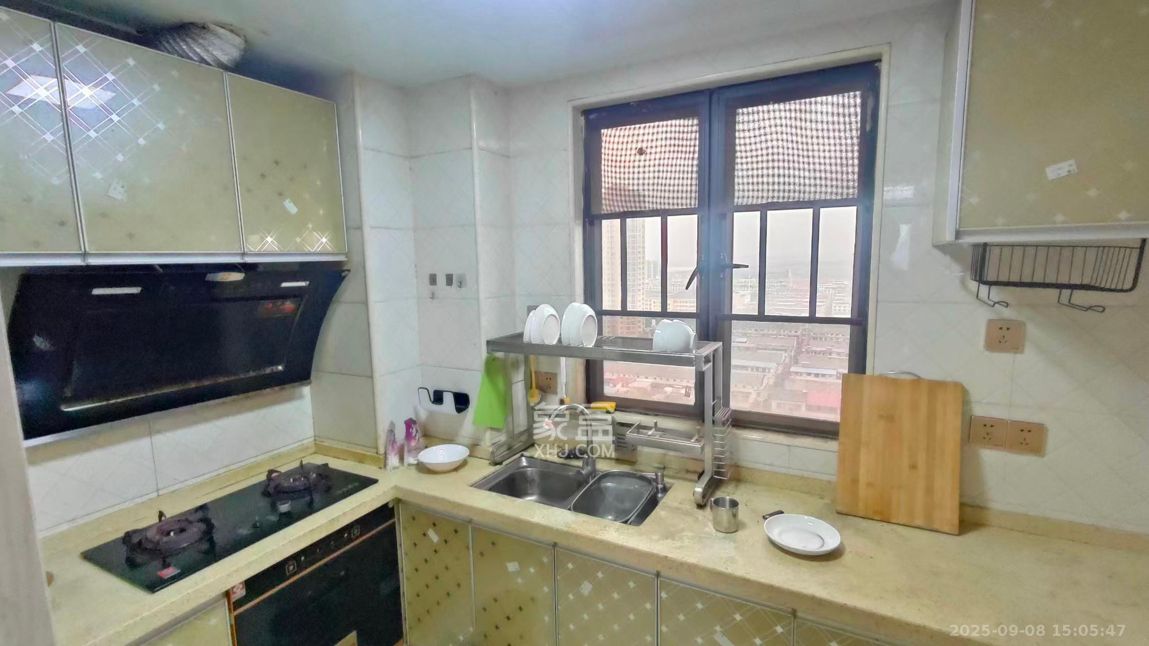 深业睿城  3室2厅2卫    2100.0元/月室内图