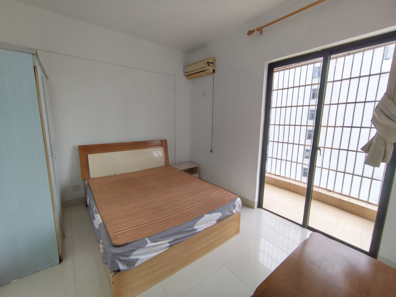 铭盛檀香洲  3室2厅2卫    2300.0元/月 铭盛檀香洲  3室2厅2卫    2300.0元/月室内图