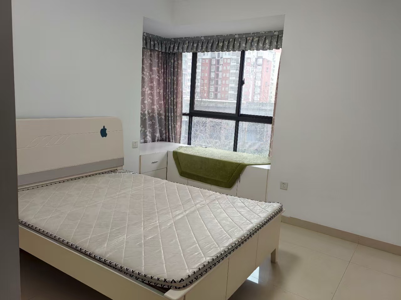 桃花缘  2室2厅1卫    1500.0元/月室内图