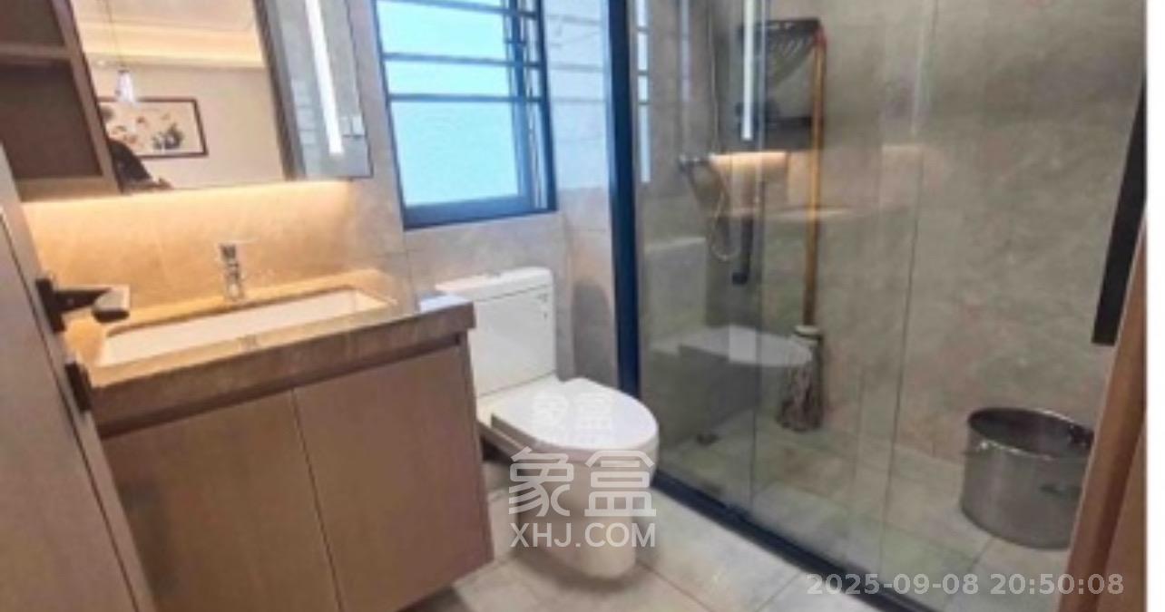 金茂建发泊悦  4室2厅2卫    5000.0元/月室内图