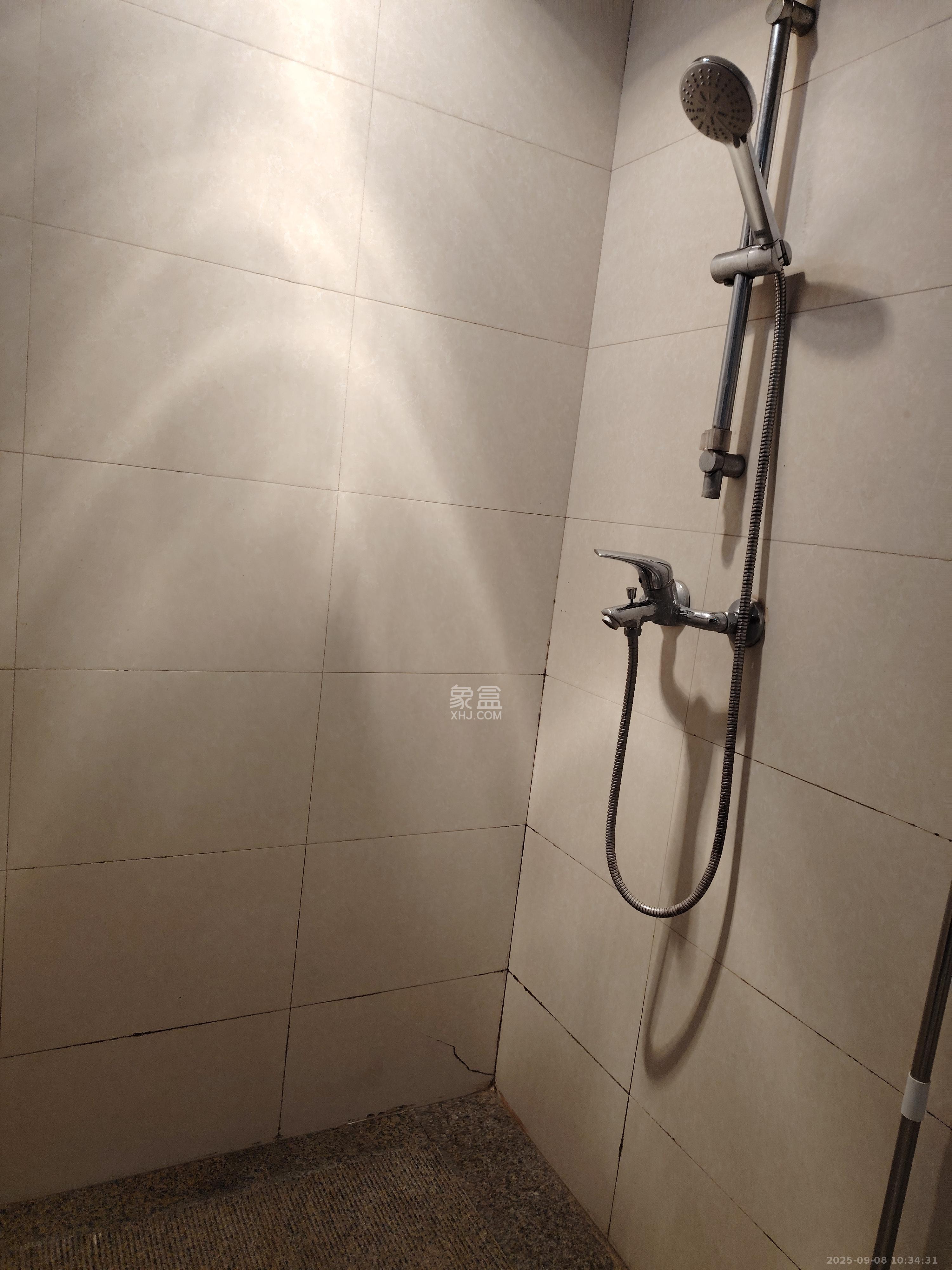 兰亭优壳（隽峰苑）  1室1厅1卫    1400.0元/月室内图