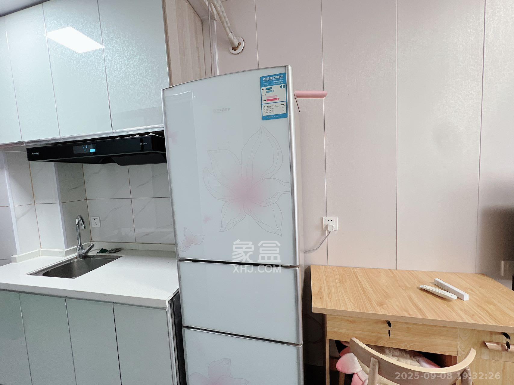 保利麓谷林语I区 1室1厅1卫 1400.0元/月 保利麓谷林语I区 1室1厅1卫 1400.0元/月室内图