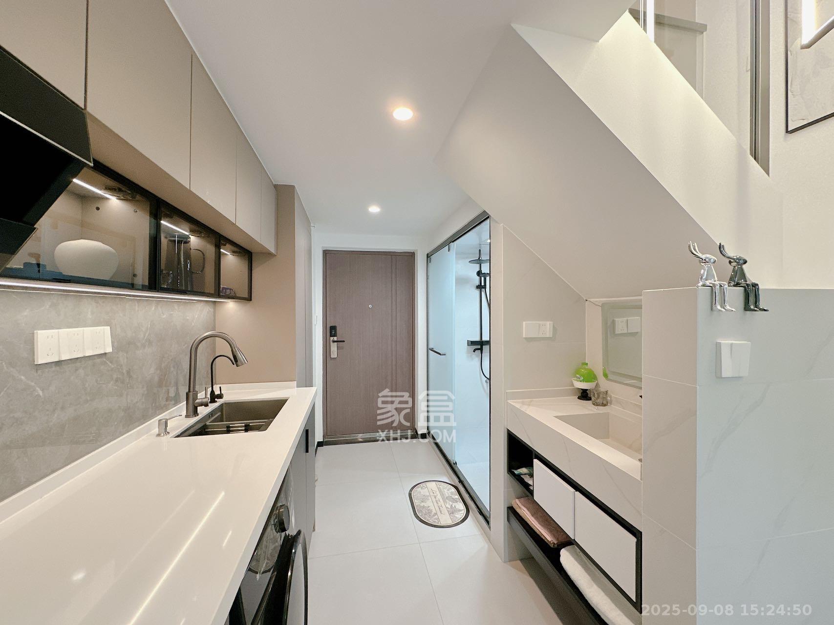 卓越中寰 2室1厅1卫 2900.0元/月 卓越中寰 2室1厅1卫 2900.0元/月室内图