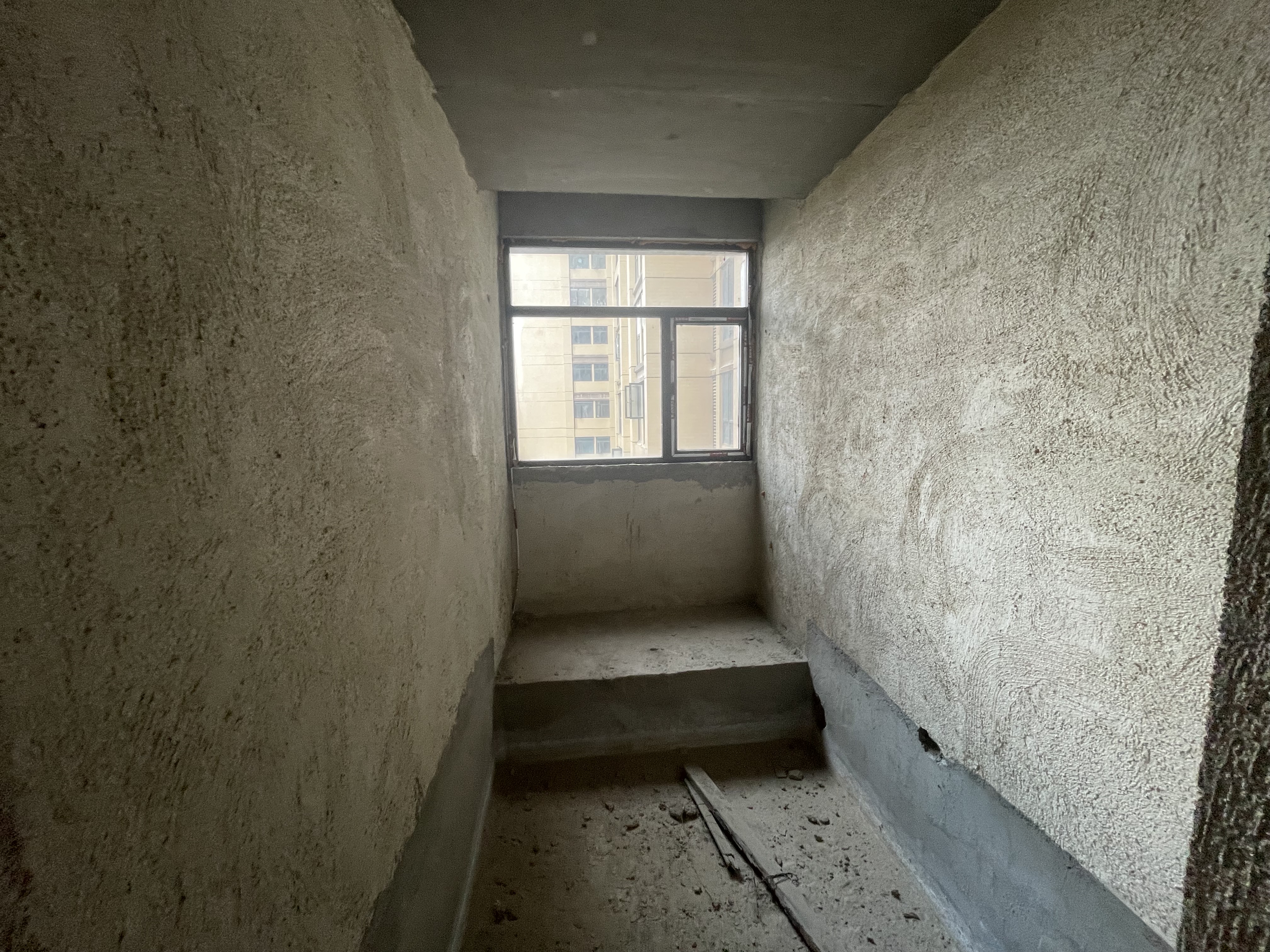 檀香山 4室2厅2卫 63.8万 檀香山 4室2厅2卫 63.8万客厅