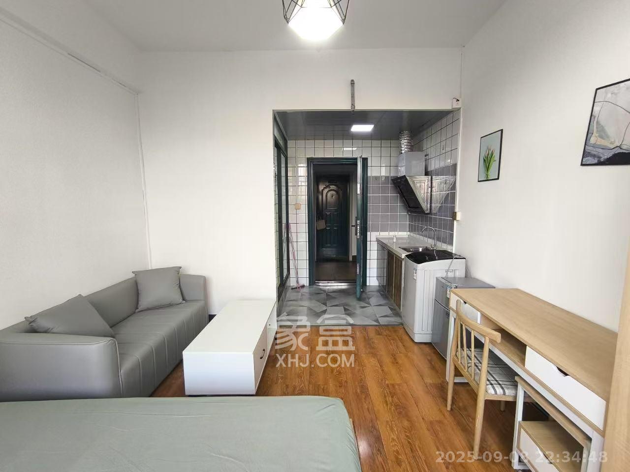 荷花园电信宿舍(天辰荷花苑) 2室2厅1卫 1800.0元/月 荷花园电信宿舍(天辰荷花苑) 2室2厅1卫 1800.0元/月室内图