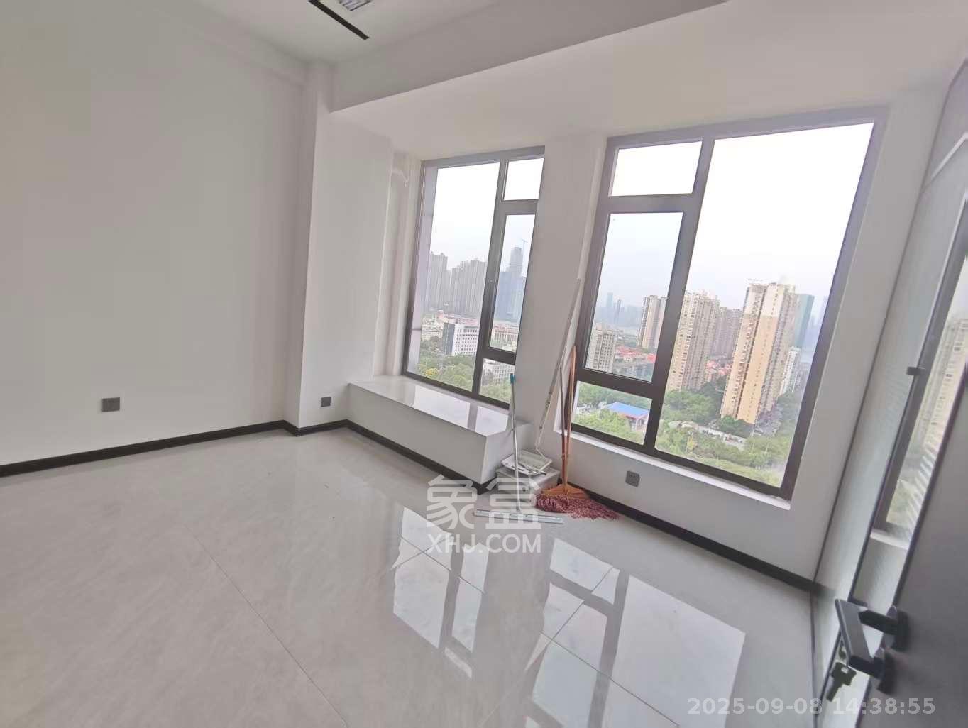 润和国际广场 1室0厅0卫 8500.0元/月 润和国际广场 1室0厅0卫 8500.0元/月室内图