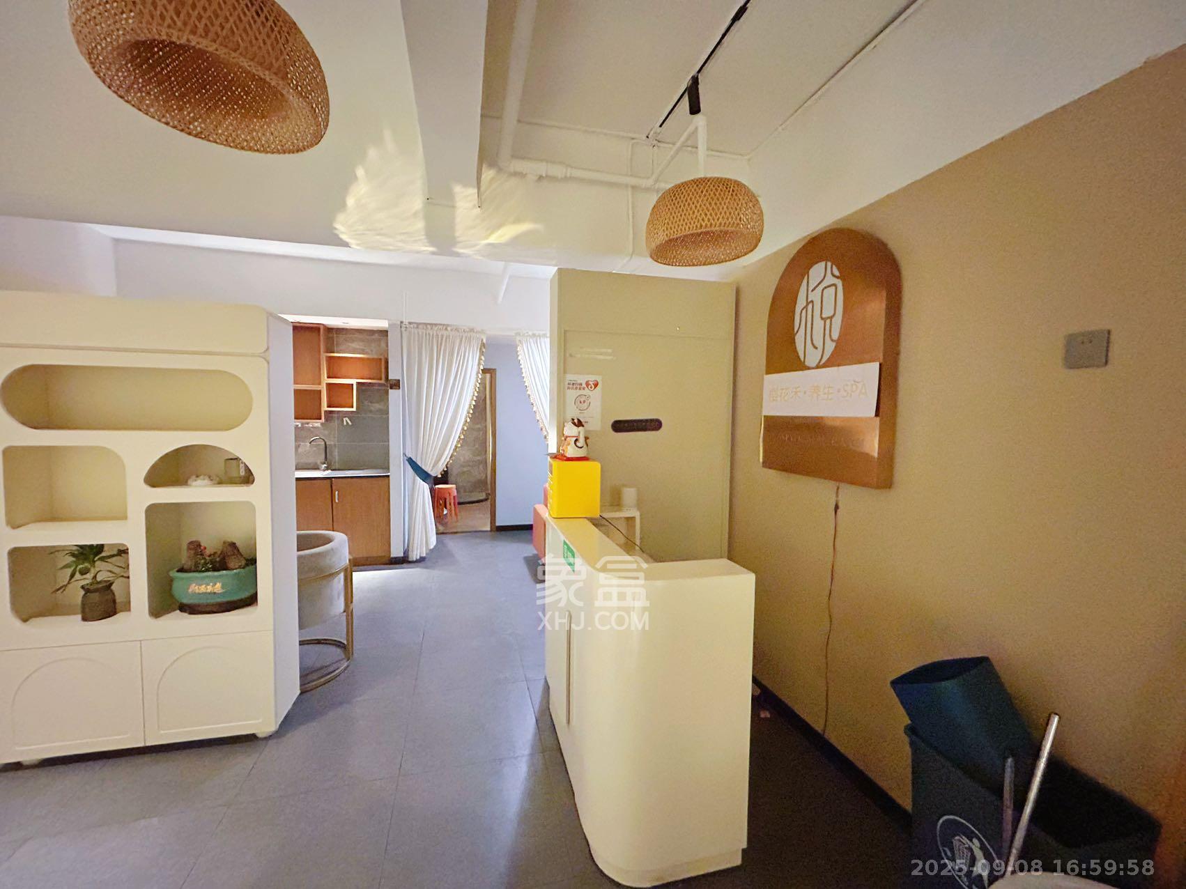 北辰三角洲B1E1区  5室1厅1卫    13000.0元/月室内图