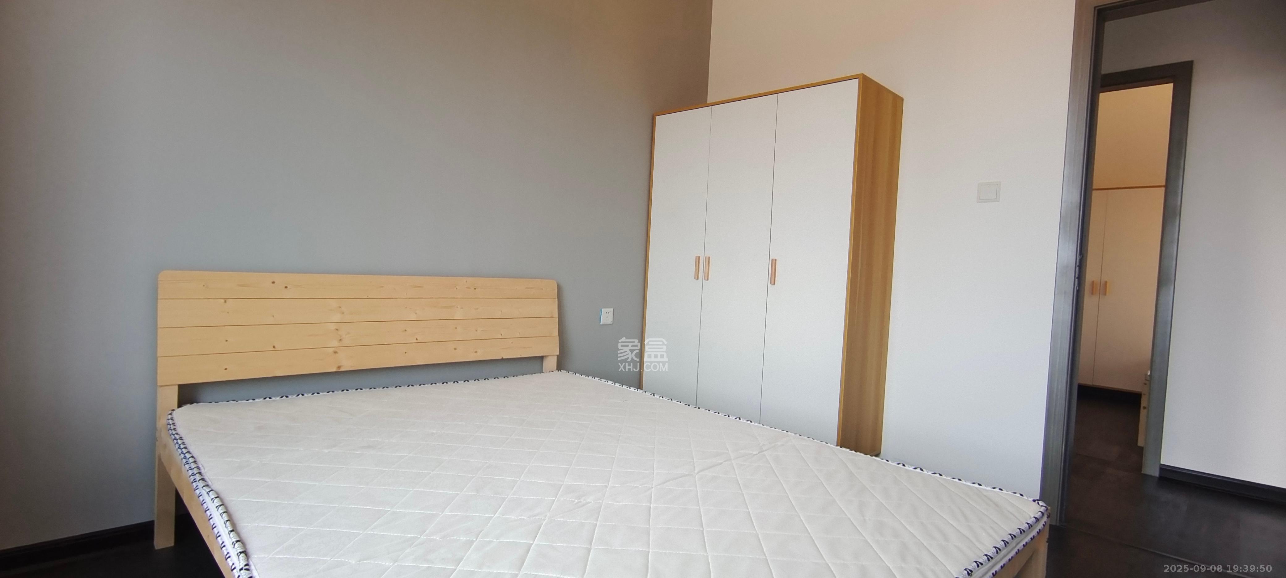 保利大都汇一期、二期 3室2厅2卫 3000.0元/月 保利大都汇一期、二期 3室2厅2卫 3000.0元/月室内图