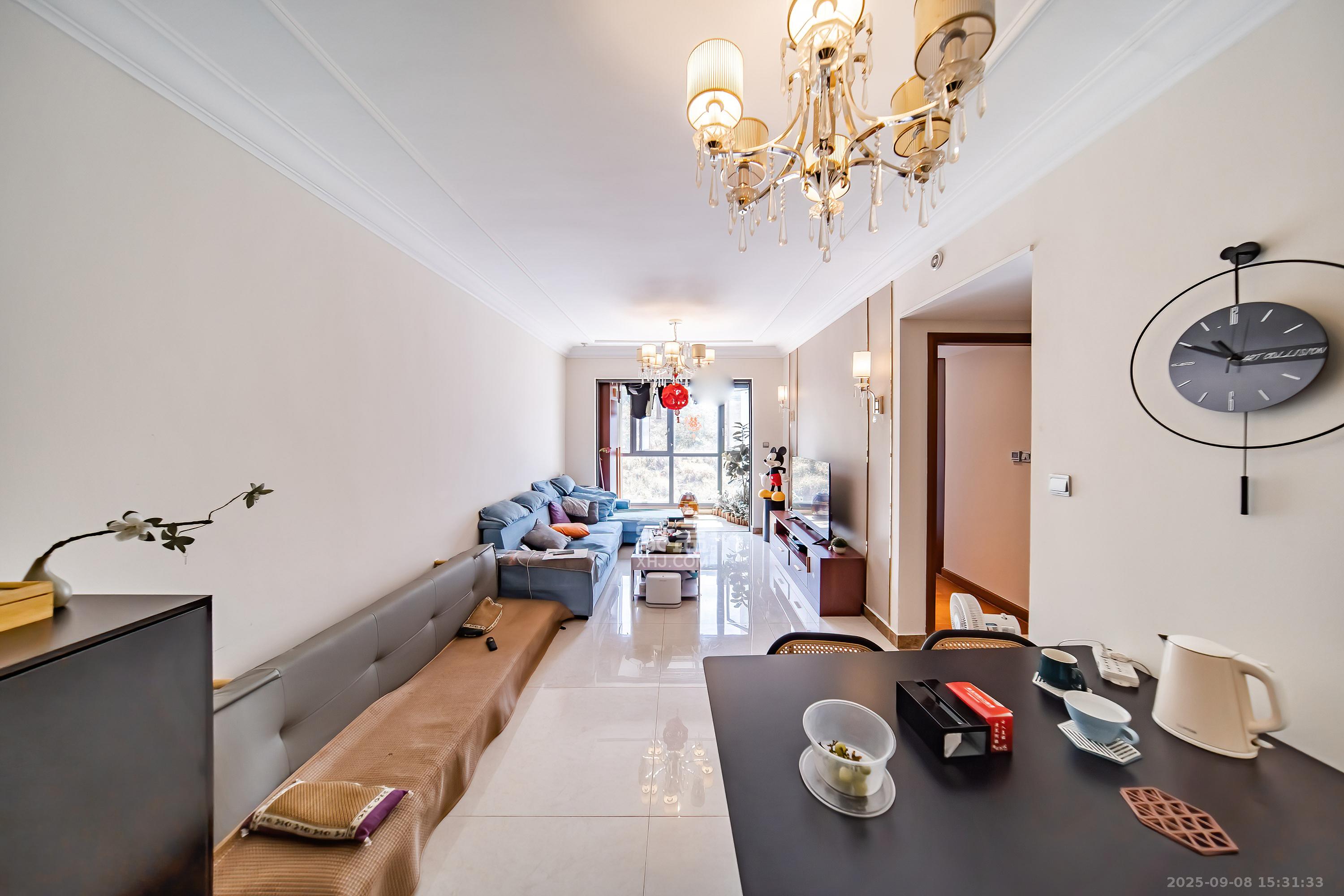 恒大文化旅游城A区  2室2厅1卫    50.8万 恒大文化旅游城A区  2室2厅1卫    50.8万客厅