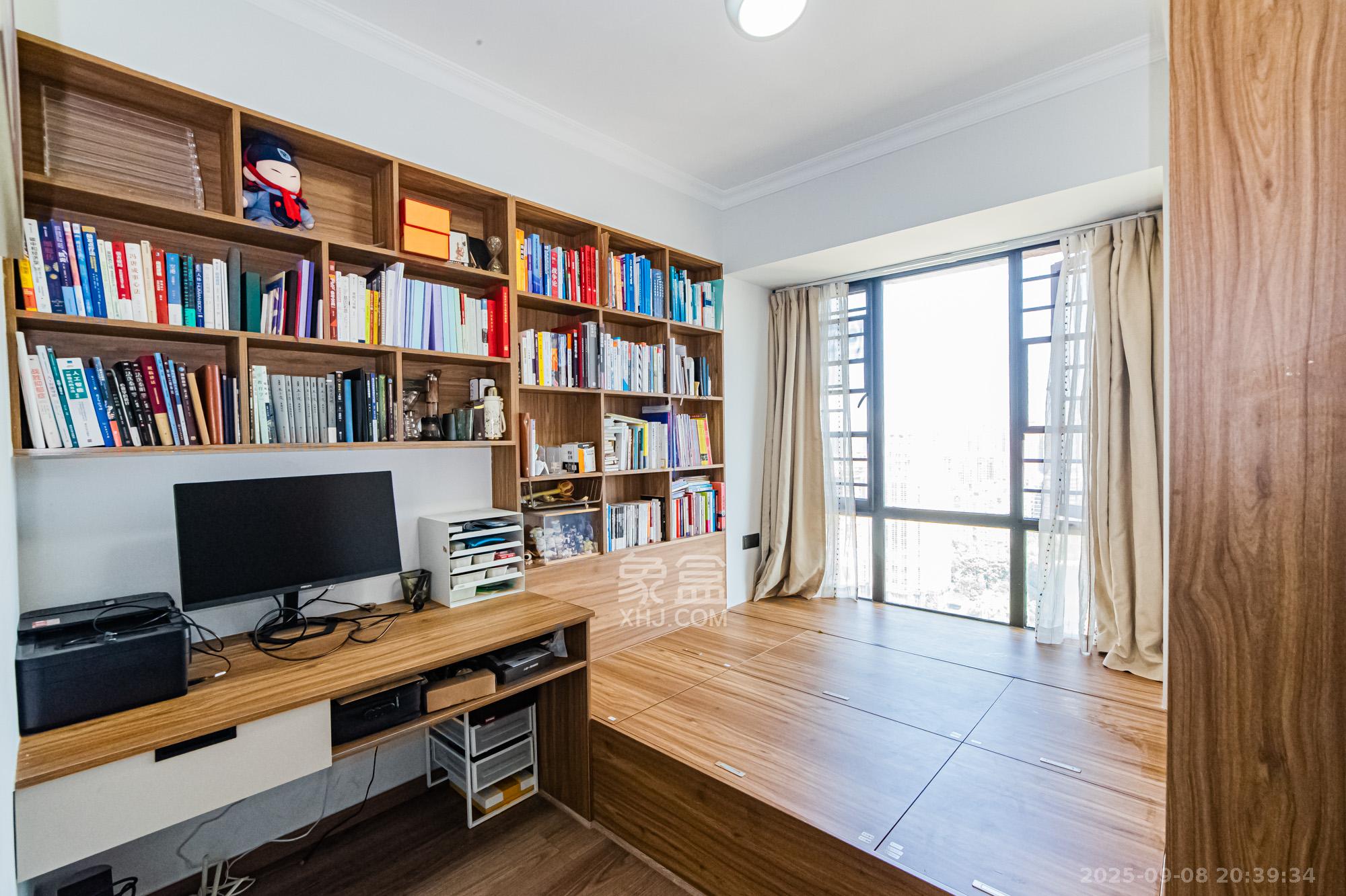 润和国际广场 4室2厅2卫 148.0万 润和国际广场 4室2厅2卫 148.0万卧室