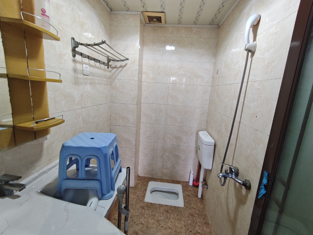 铭盛檀香洲  3室2厅2卫    2300.0元/月 铭盛檀香洲  3室2厅2卫    2300.0元/月室内图