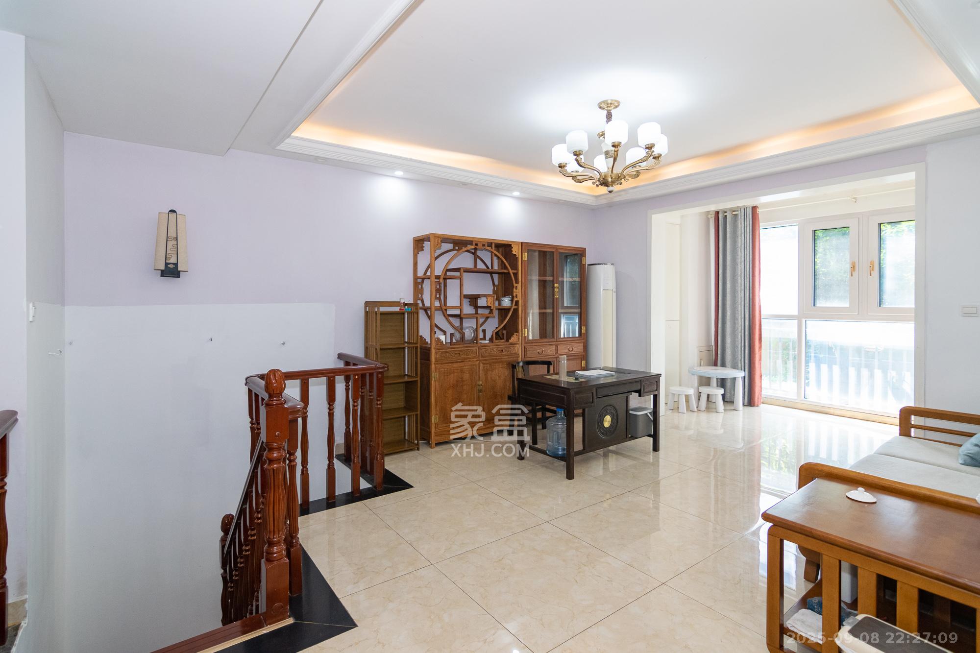 澳海月亮湾  4室2厅2卫    113.0万