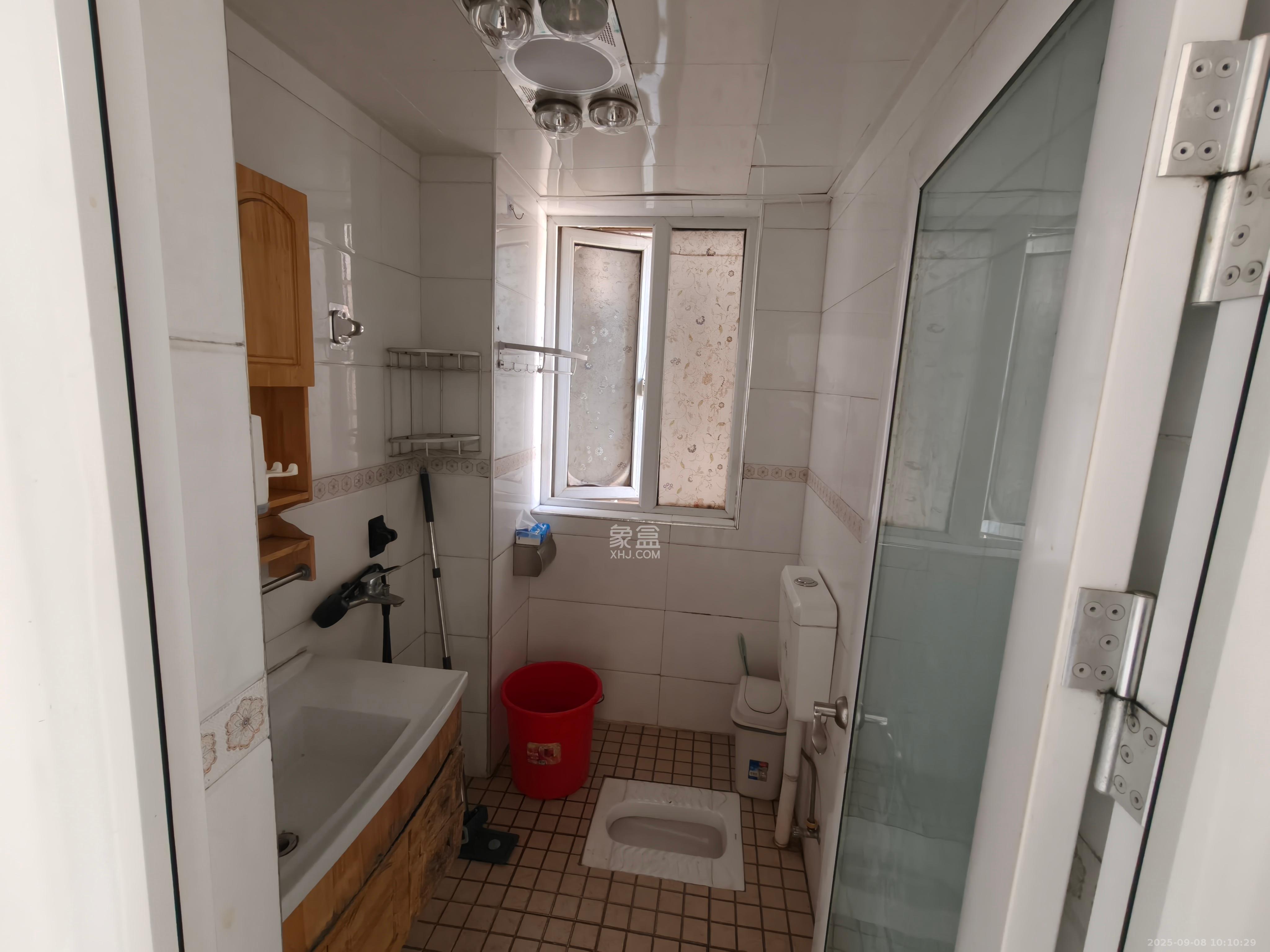 新长海广场 2室2厅1卫 1780.0元/月 新长海广场 2室2厅1卫 1780.0元/月室内图