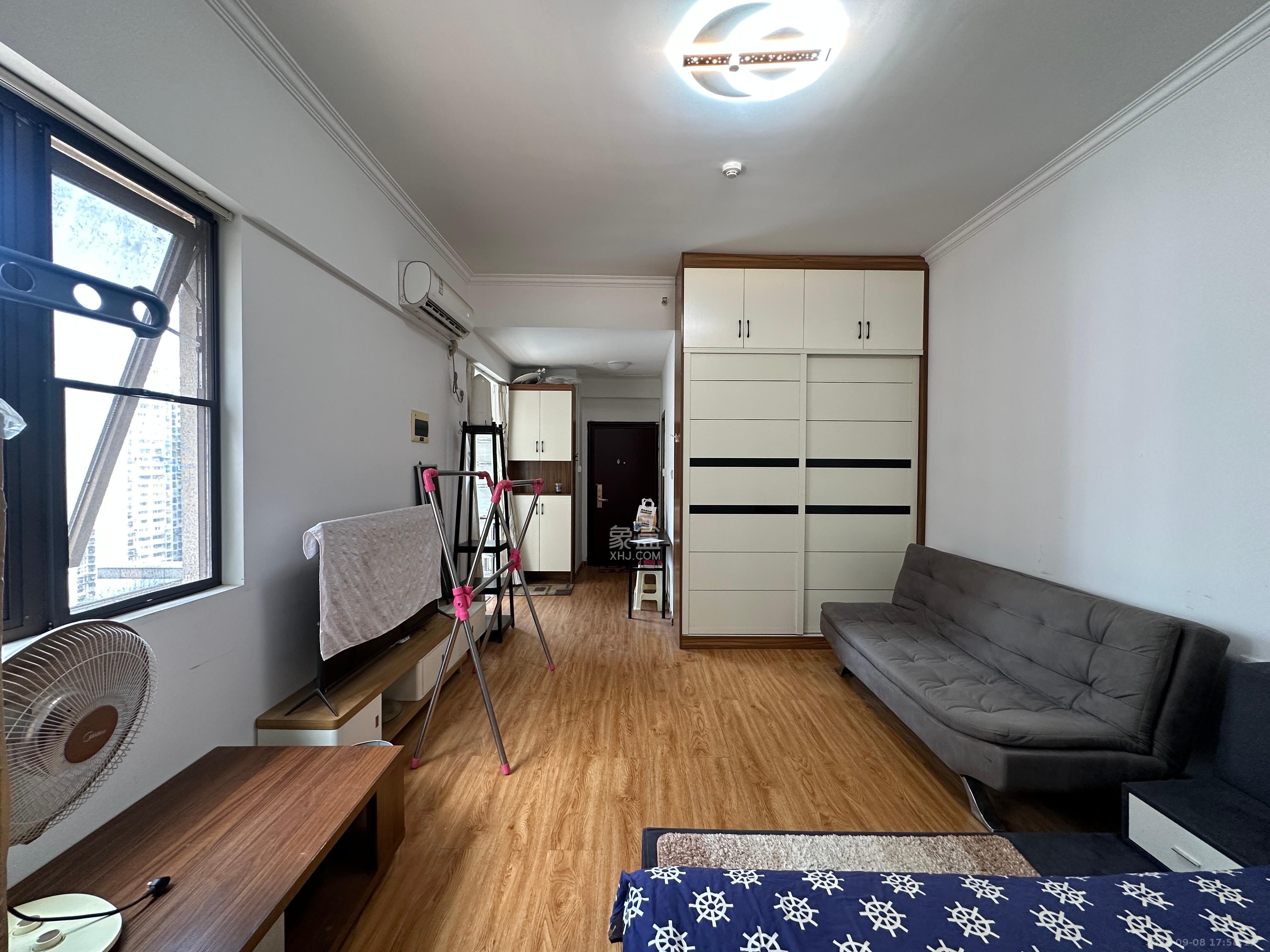 乐尚城 1室1厅1卫 1300.0元/月 乐尚城 1室1厅1卫 1300.0元/月室内图