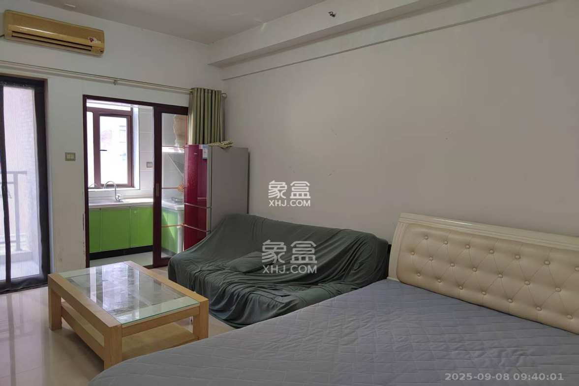 水岸世景 1室1厅1卫 1100.00元/月 水岸世景 1室1厅1卫 1100.00元/月室内图