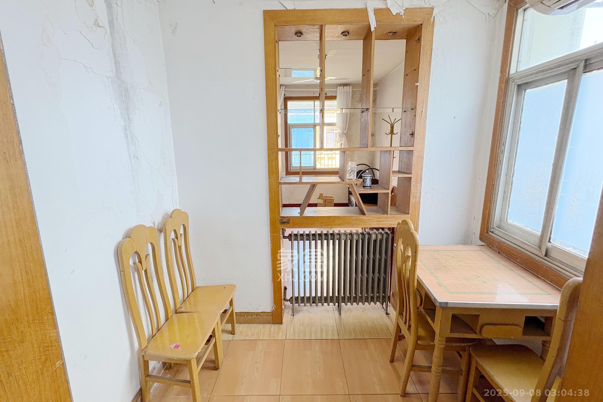 省政府机关二院  3室1厅1卫    86.0万其他