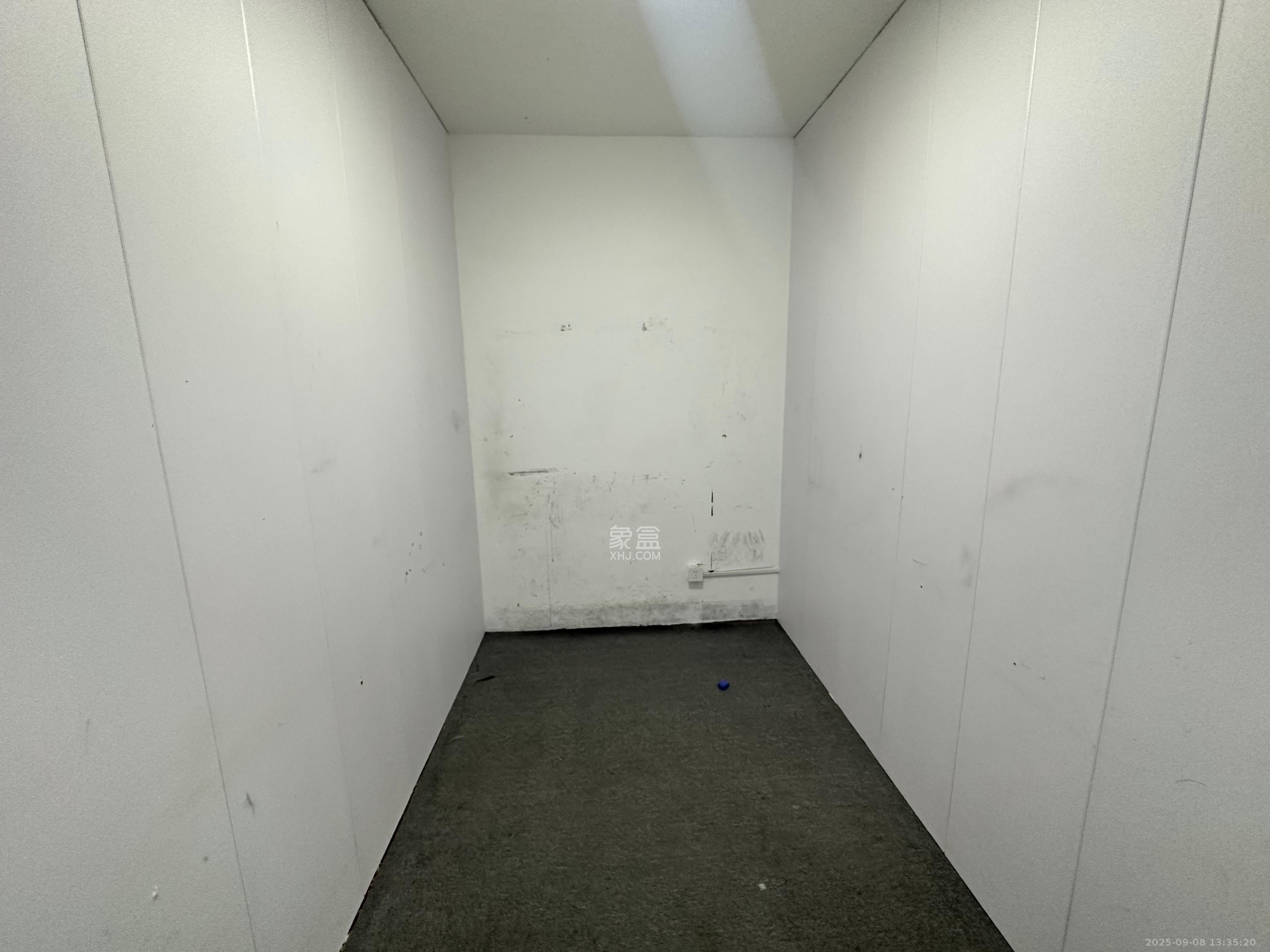 东玺门  4室1厅1卫    3000.0元/月室内图