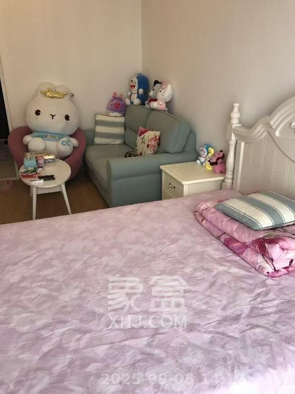 融科东南海  1室1厅1卫   1300.00元/月