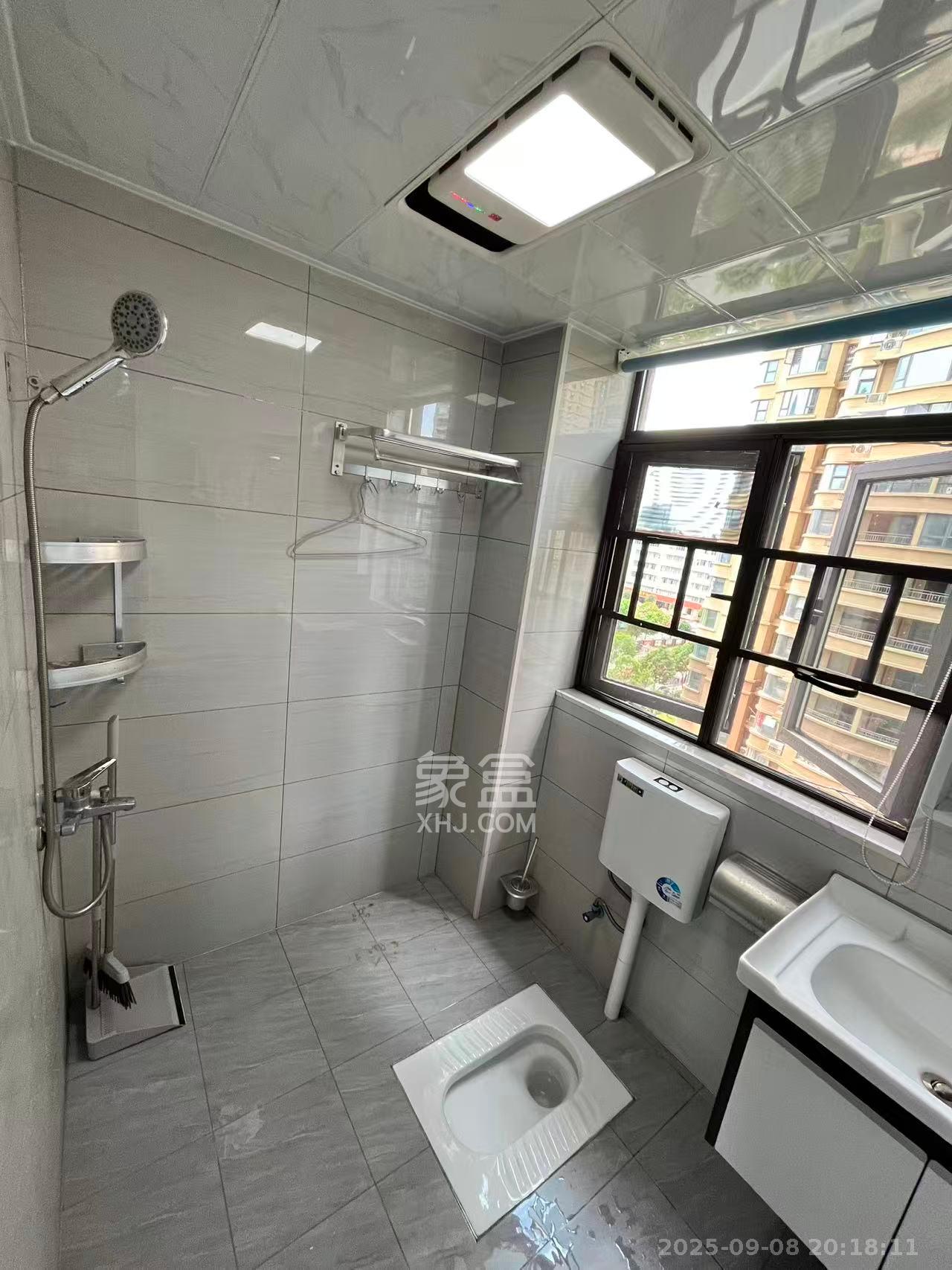 嘉雨兴园 2室1厅1卫 2800.0元/月 嘉雨兴园 2室1厅1卫 2800.0元/月室内图