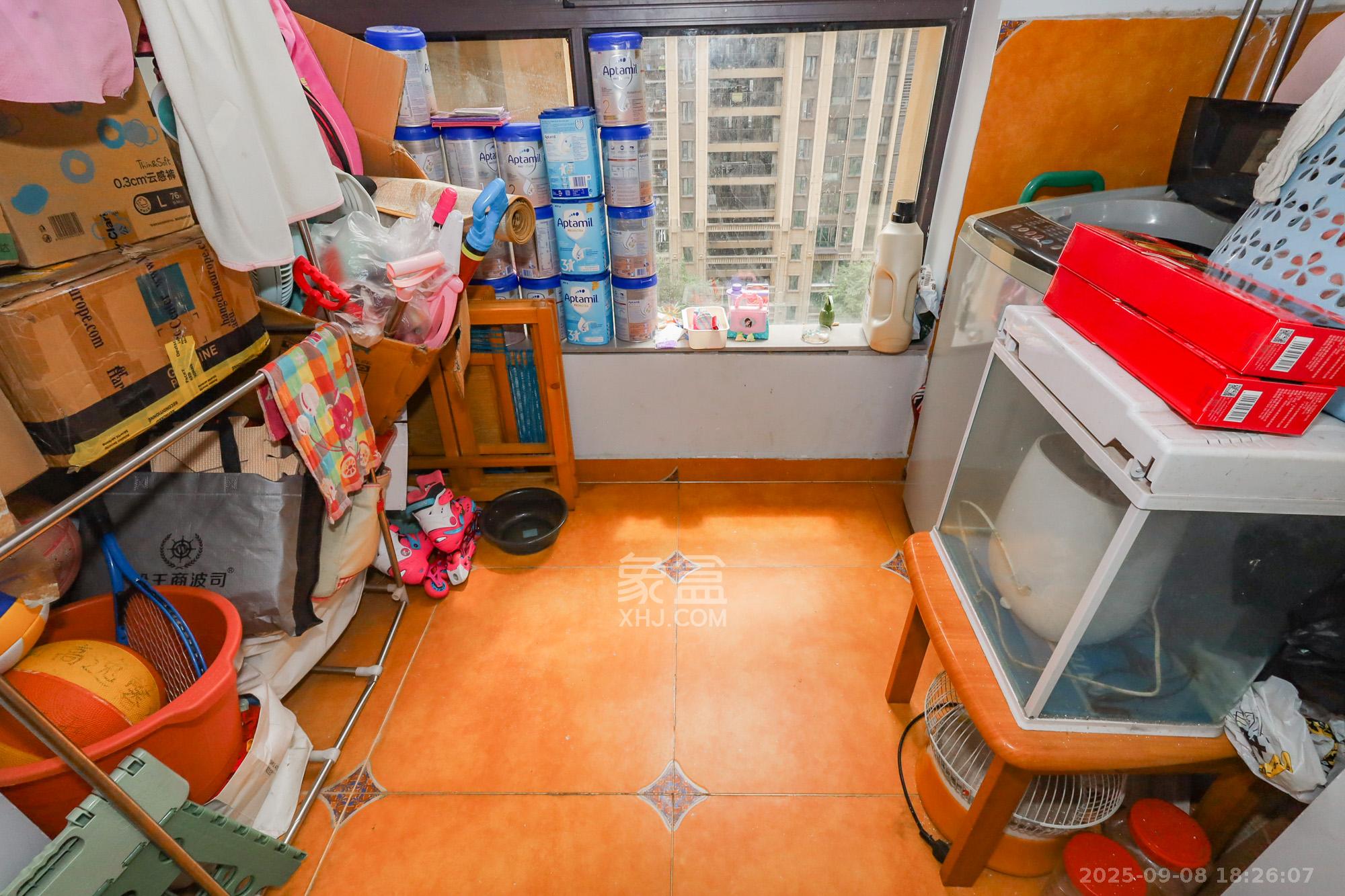 协信星澜汇 3室2厅1卫 96.5万 协信星澜汇 3室2厅1卫 96.5万阳台