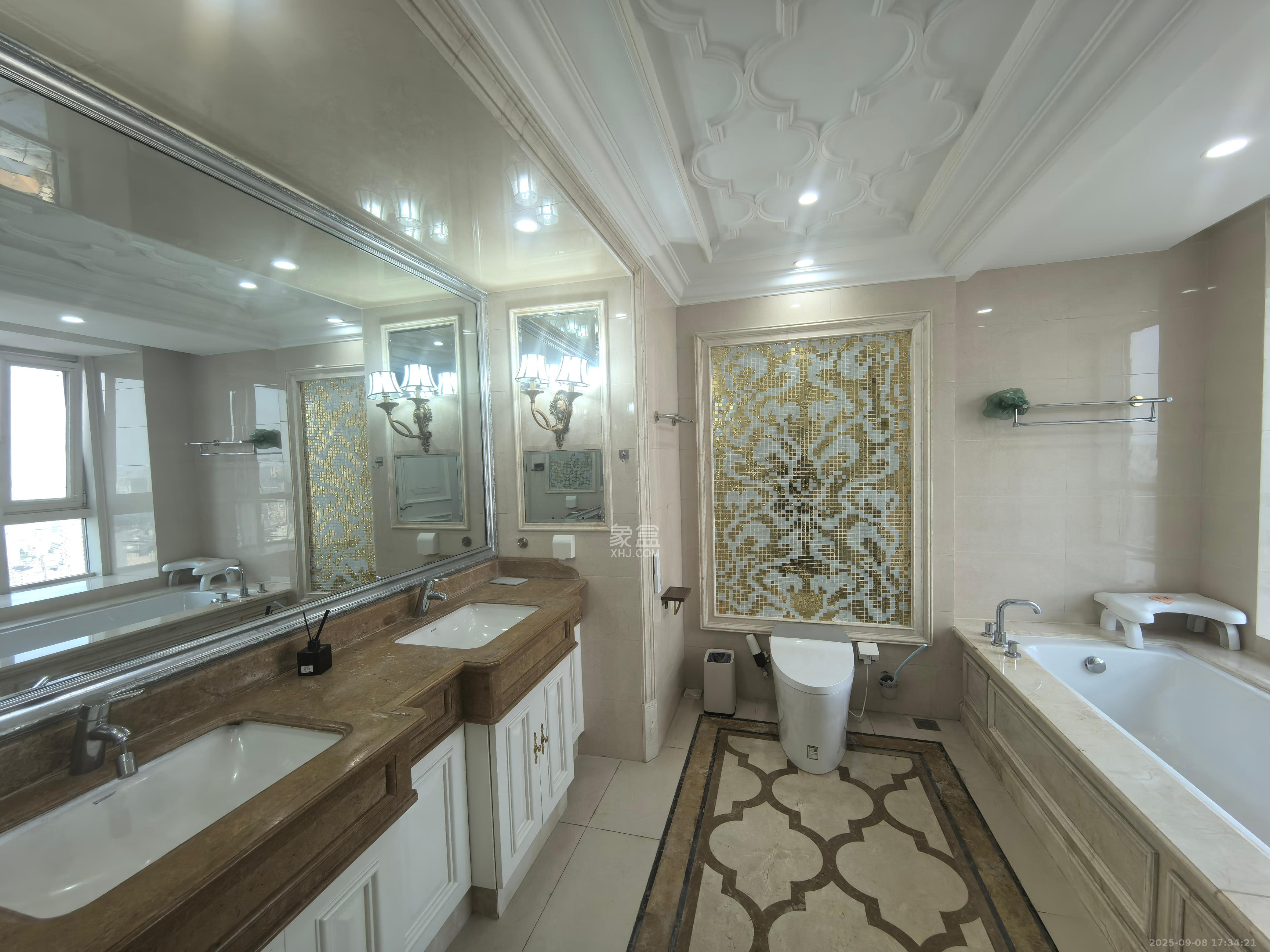 万达公馆 3室2厅4卫 7500.0元/月 万达公馆 3室2厅4卫 7500.0元/月室内图