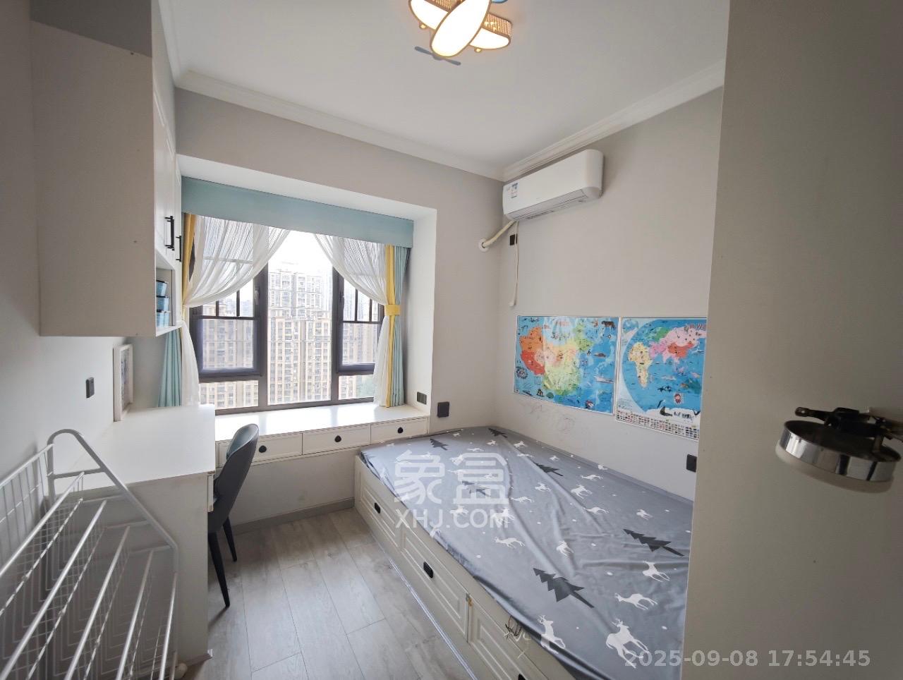 京武浪琴山一、二期 1室1厅1卫 2300.0元/月 京武浪琴山一、二期 1室1厅1卫 2300.0元/月室内图