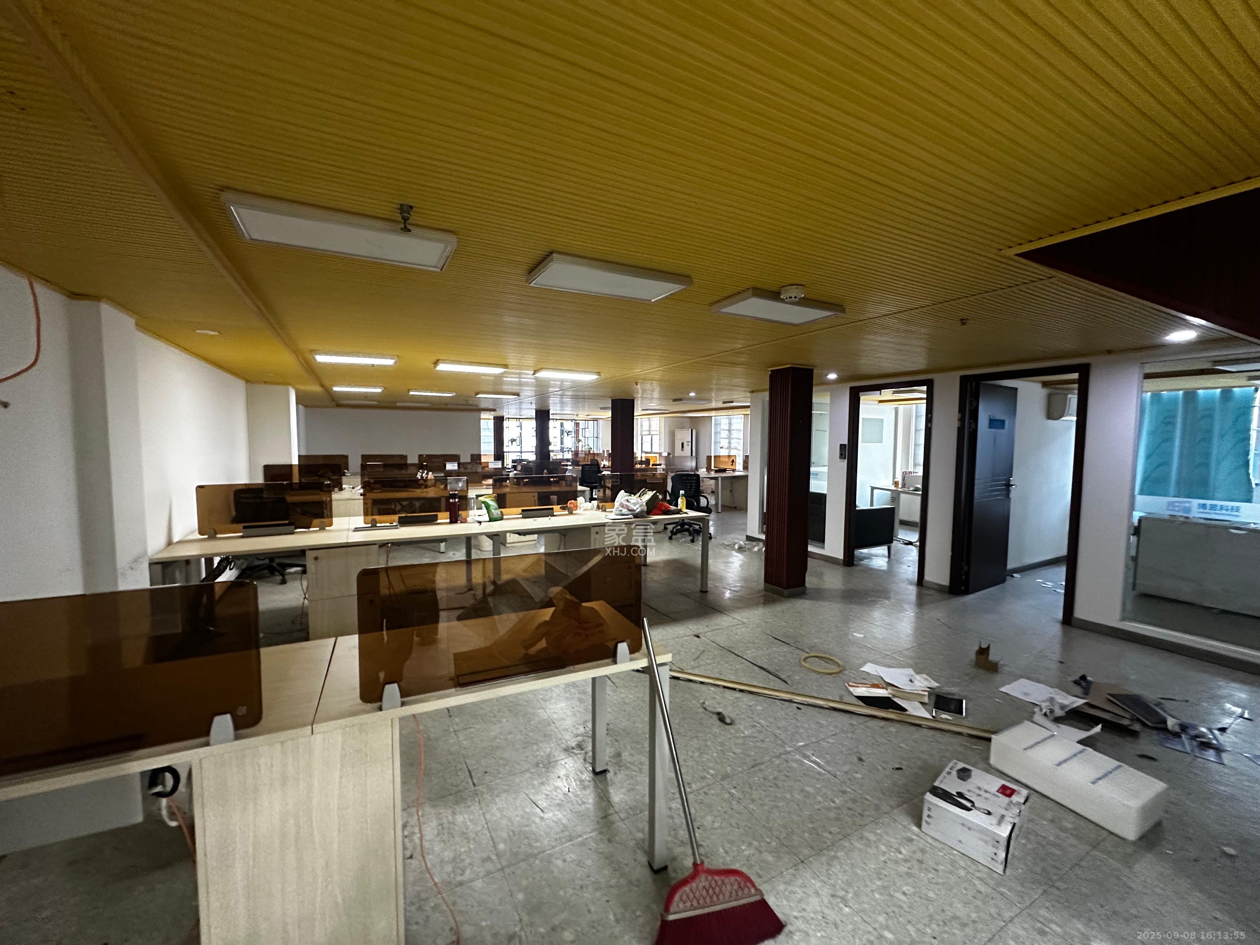 建发汇金国际 1室1厅1卫 24000.0元/月 建发汇金国际 1室1厅1卫 24000.0元/月室内图