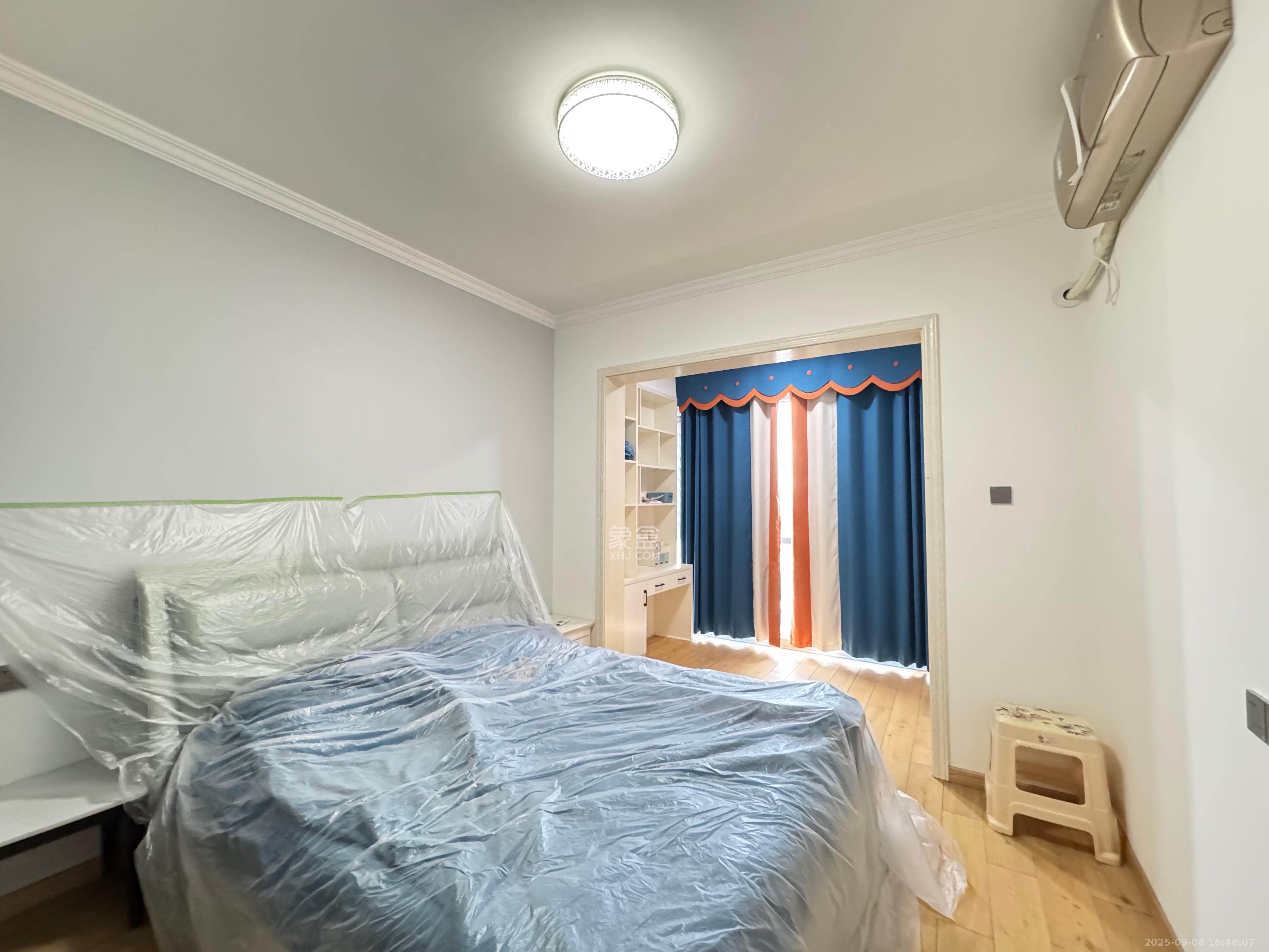 环亚高铁芯城  3室2厅2卫    3300.0元/月室内图