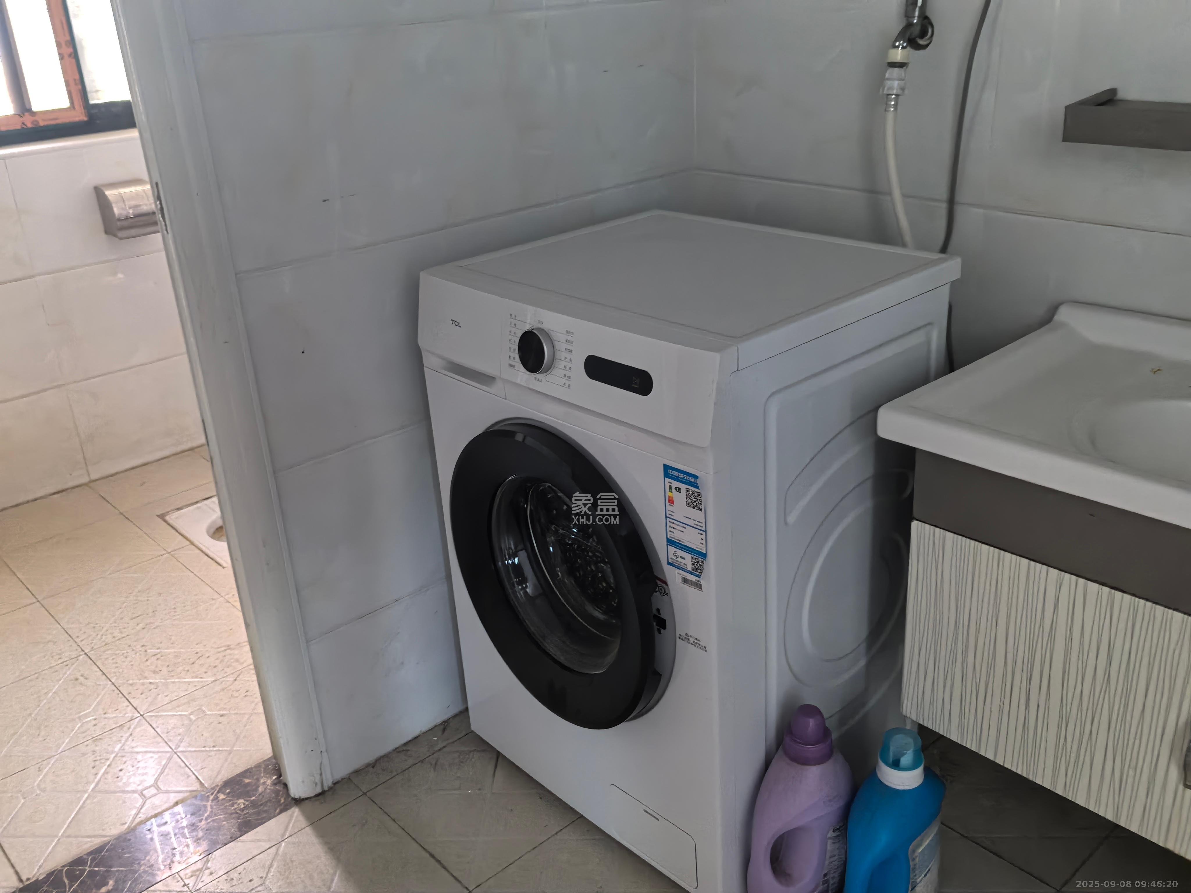 诚兴园  2室2厅2卫    2000.0元/月室内图