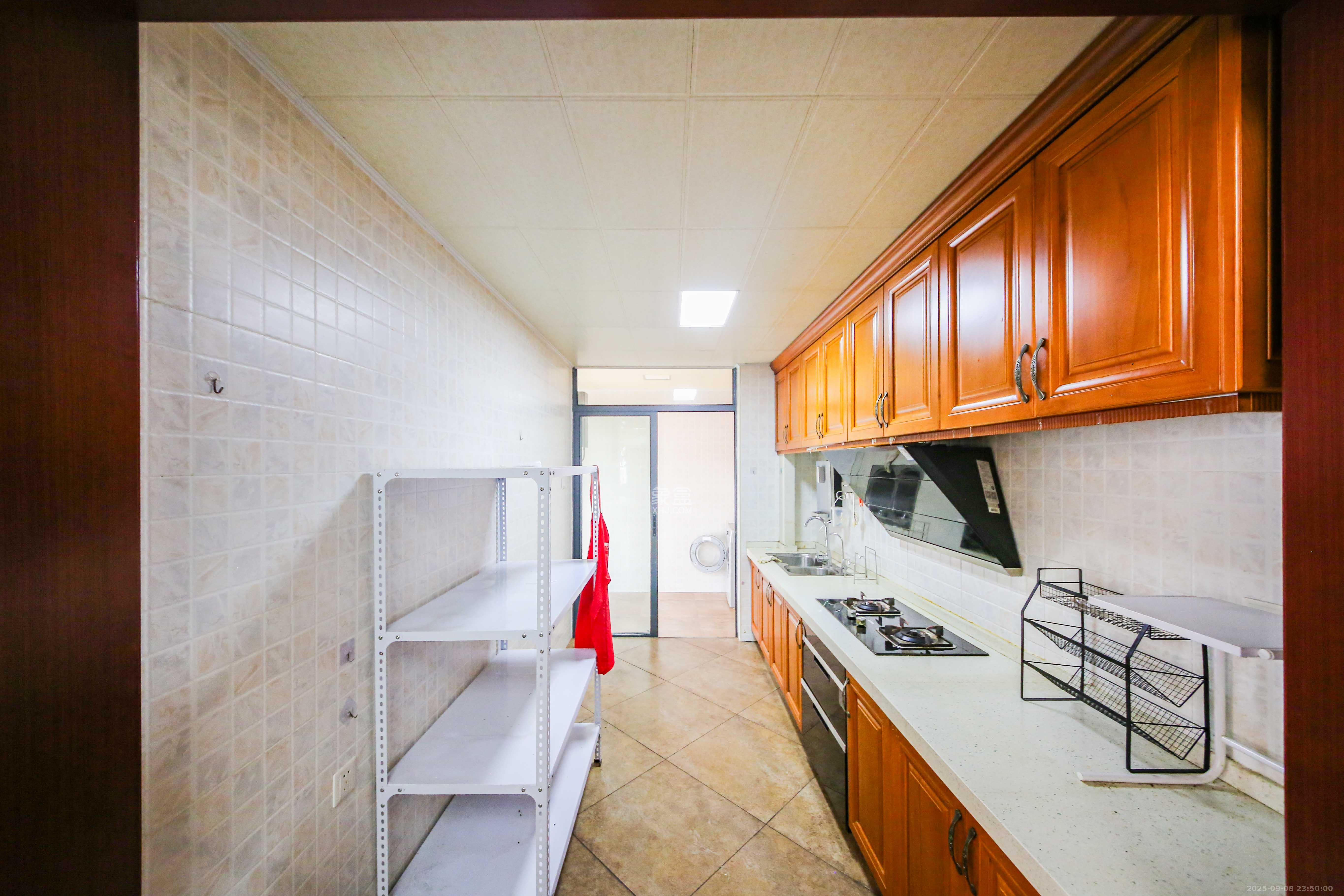 青园  3室2厅2卫    143.8万 青园  3室2厅2卫    143.8万厨房