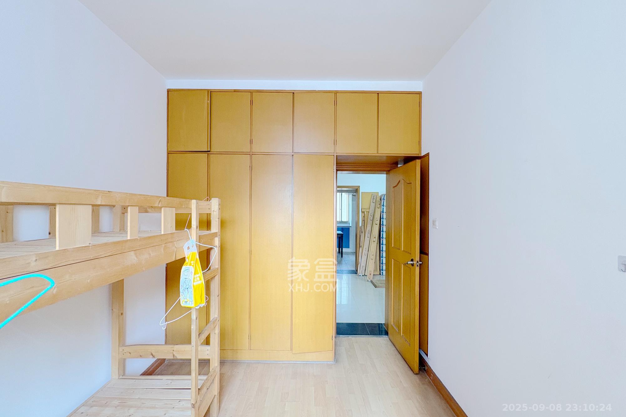 袁家岭省煤炭厅宿舍（芙蓉区省煤炭局小区）  3室1厅1卫    57.8万卧室