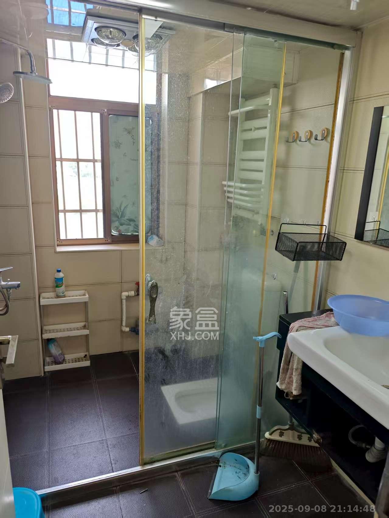 佳天雅苑  3室2厅1卫    2800.0元/月室内图