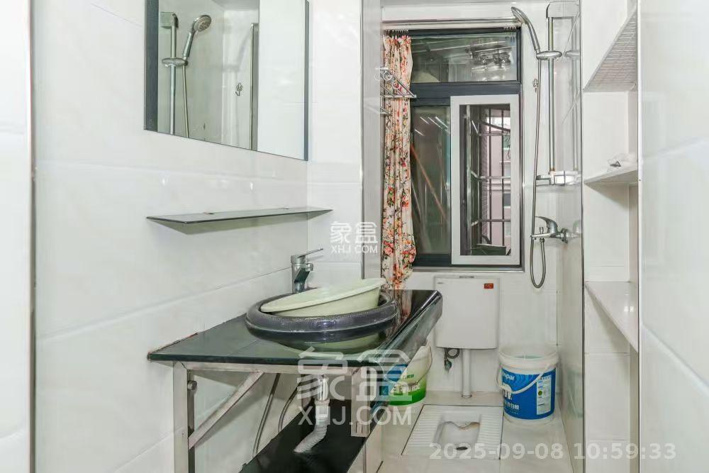 红树湾  1室1厅1卫   1260.00元/月室内图