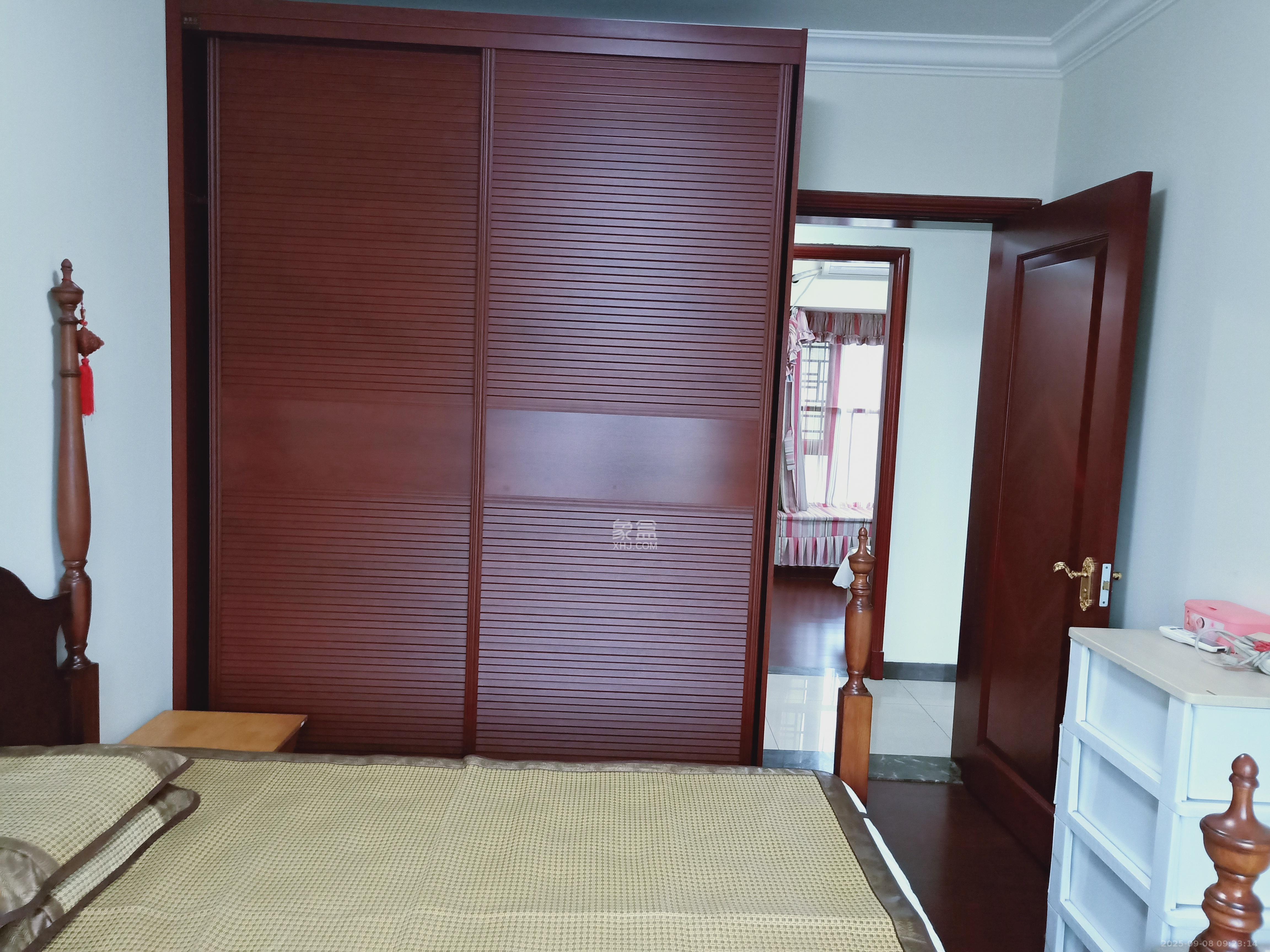 恒大城  4室2厅2卫    3500.0元/月 恒大城  4室2厅2卫    3500.0元/月室内图