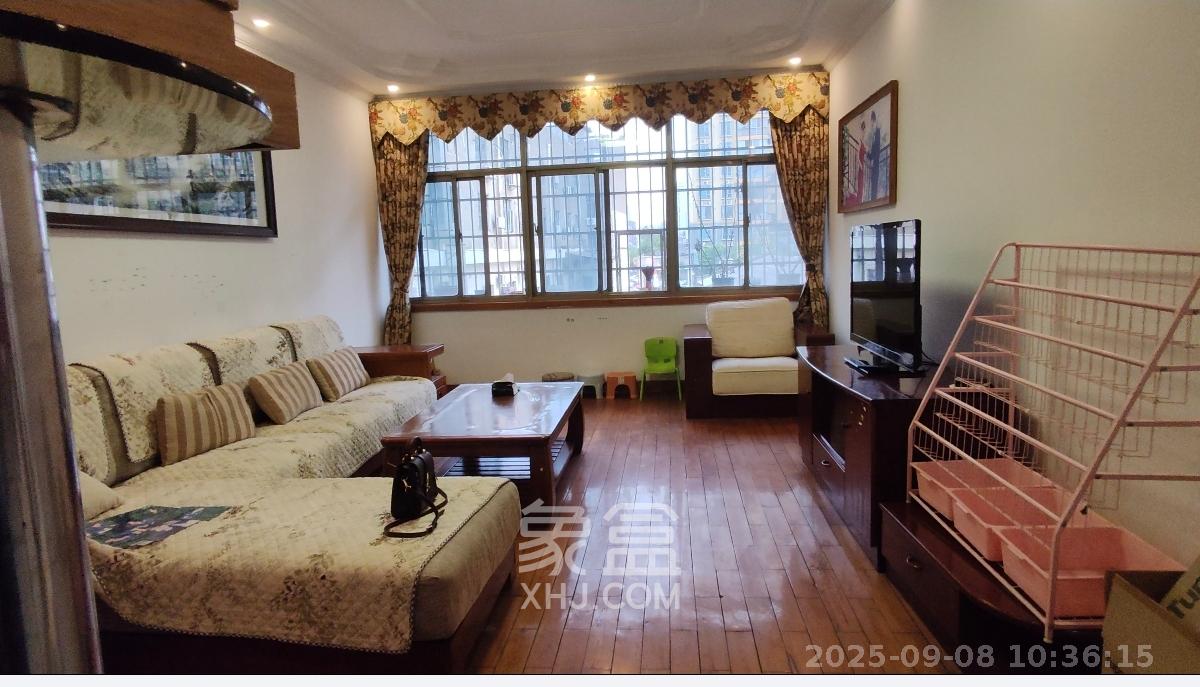 左家塘建材宿舍 3室2厅2卫 2100.0元/月 左家塘建材宿舍 3室2厅2卫 2100.0元/月室内图