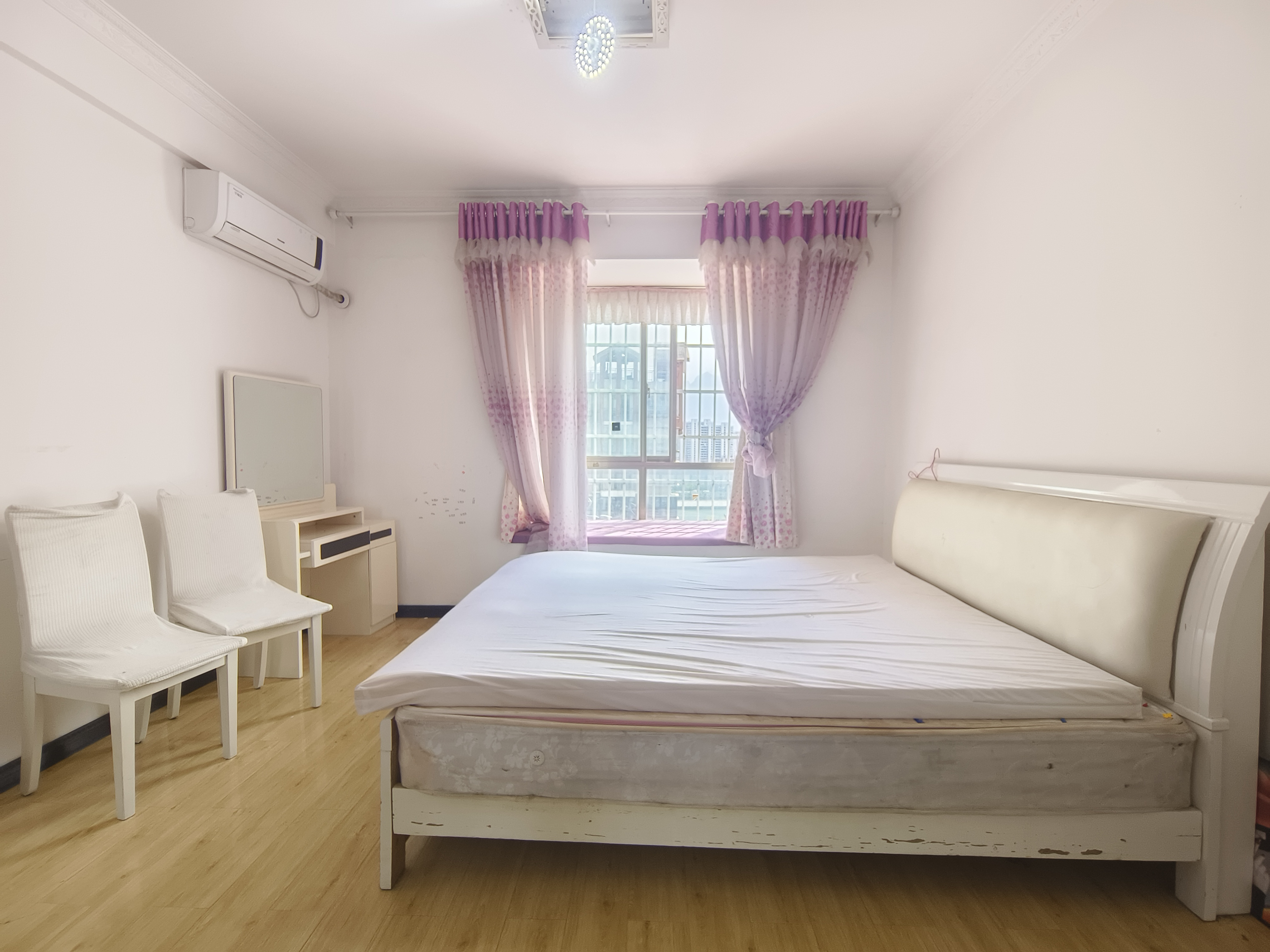 维港十字街  3室2厅2卫    2500.0元/月室内图