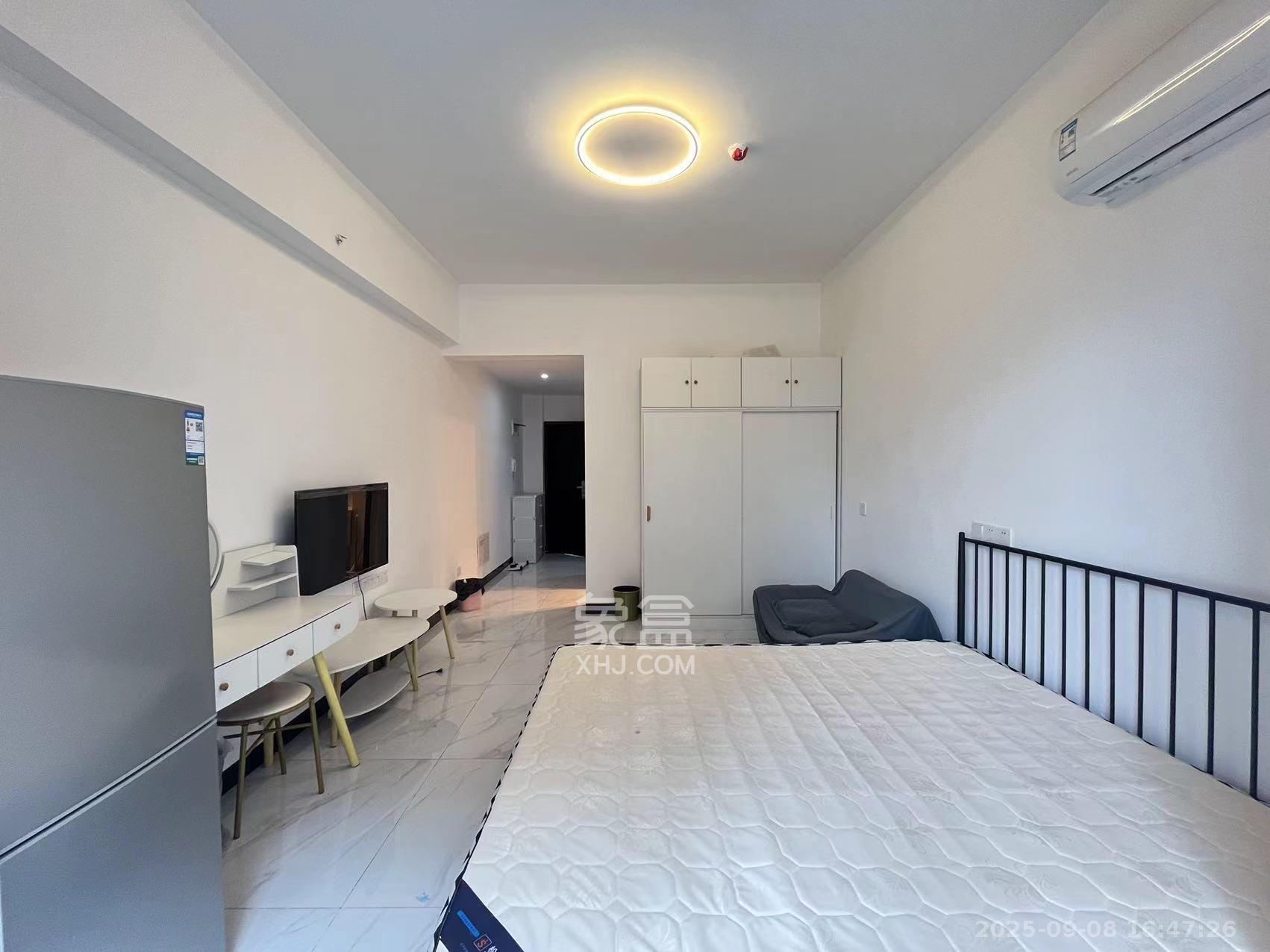 嘉雨兴园  1室1厅1卫    1800.0元/月室内图