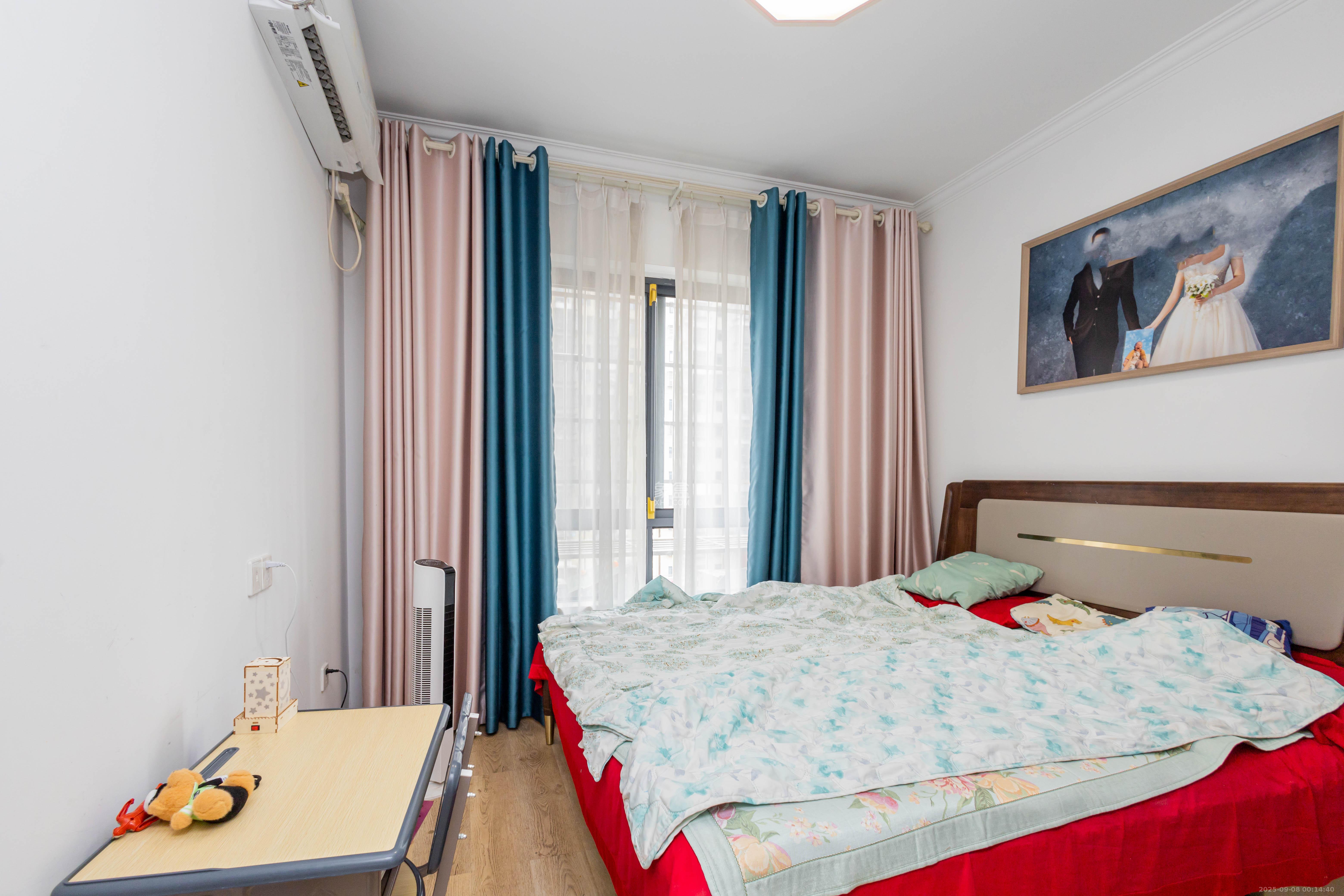 中国铁建国际城二期  3室2厅1卫    66.8万卧室