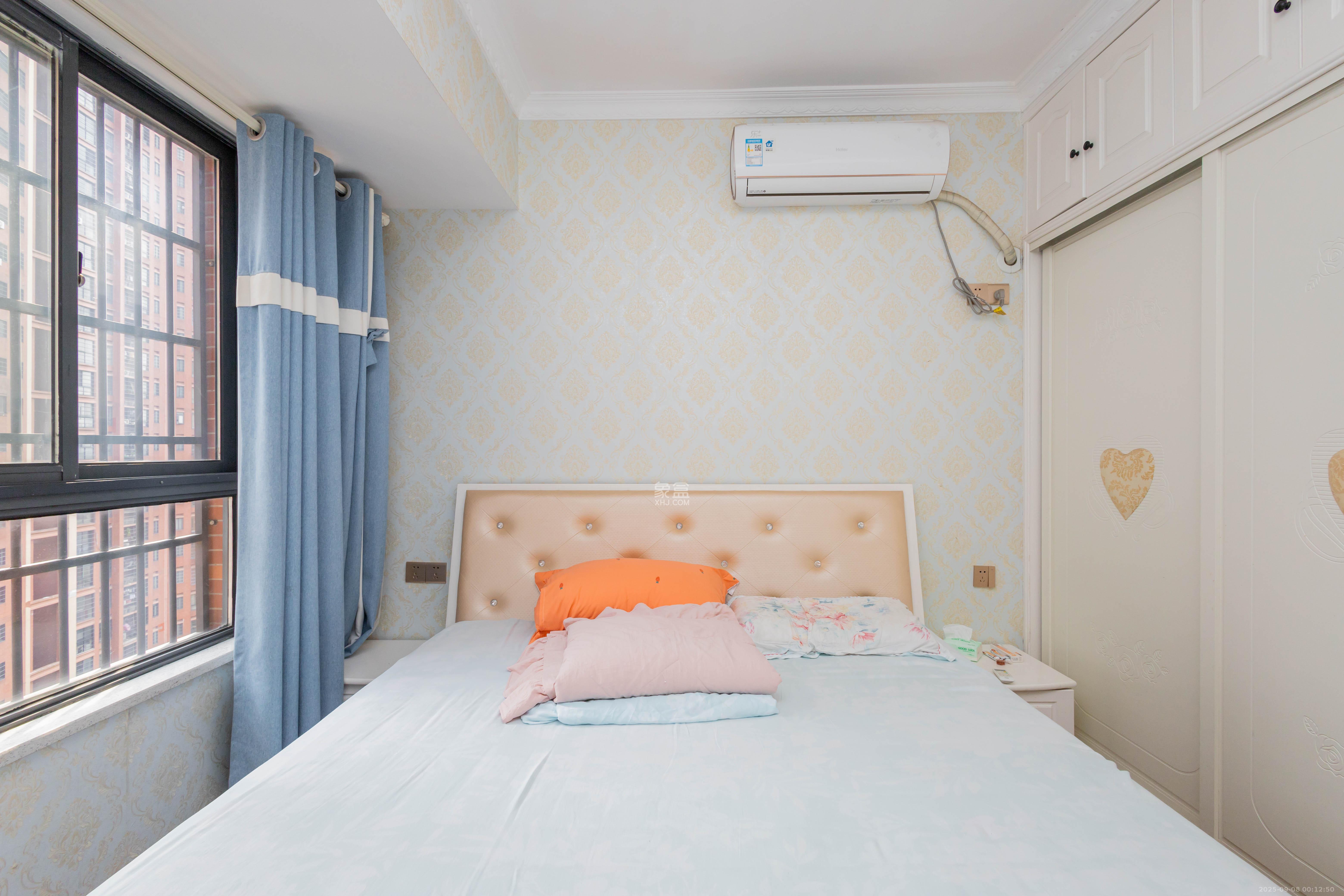 海德公园  3室2厅2卫    92.0万卧室