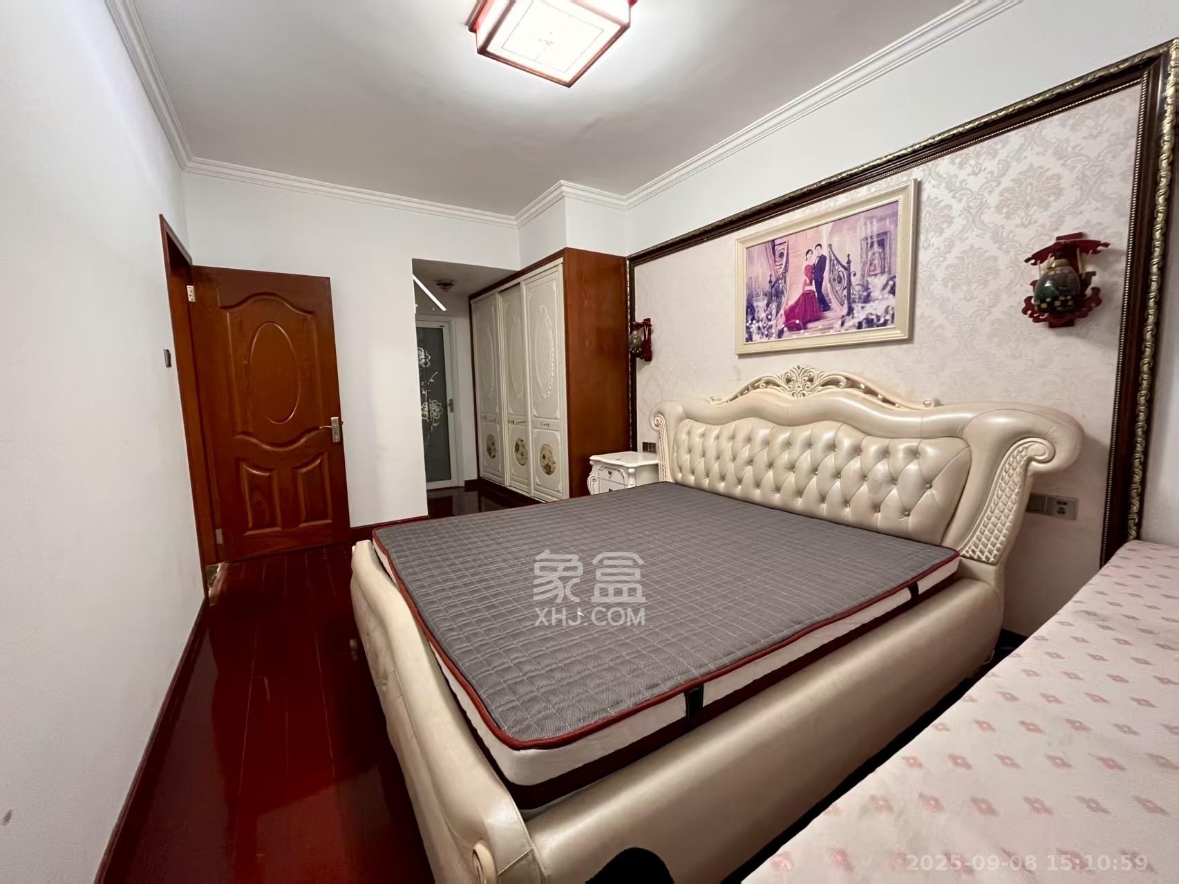 香樟兰亭(朗峰苑)  3室2厅2卫    2400.0元/月 香樟兰亭(朗峰苑)  3室2厅2卫    2400.0元/月室内图