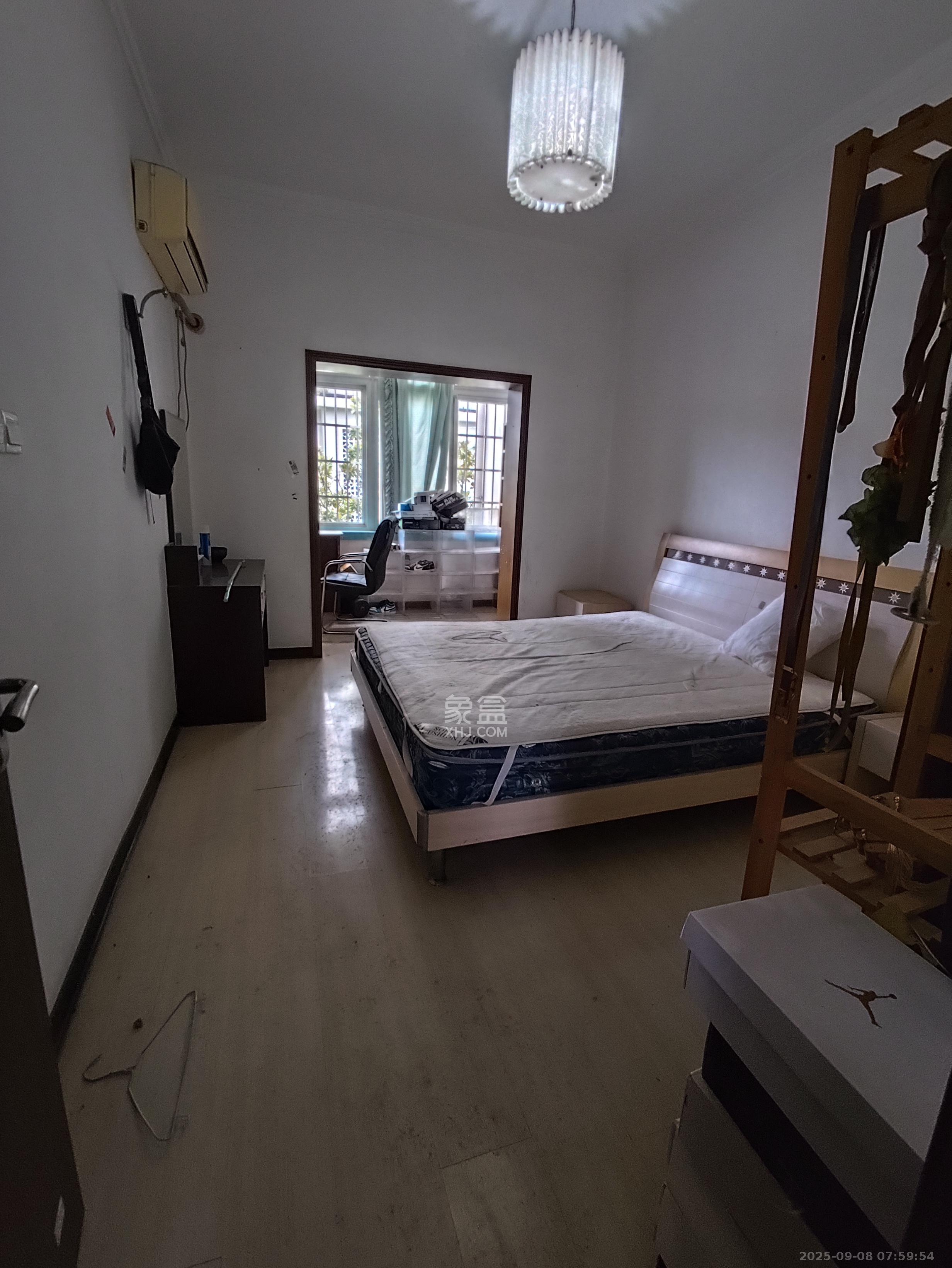 五一东村 2室2厅1卫 2000.0元/月 五一东村 2室2厅1卫 2000.0元/月室内图