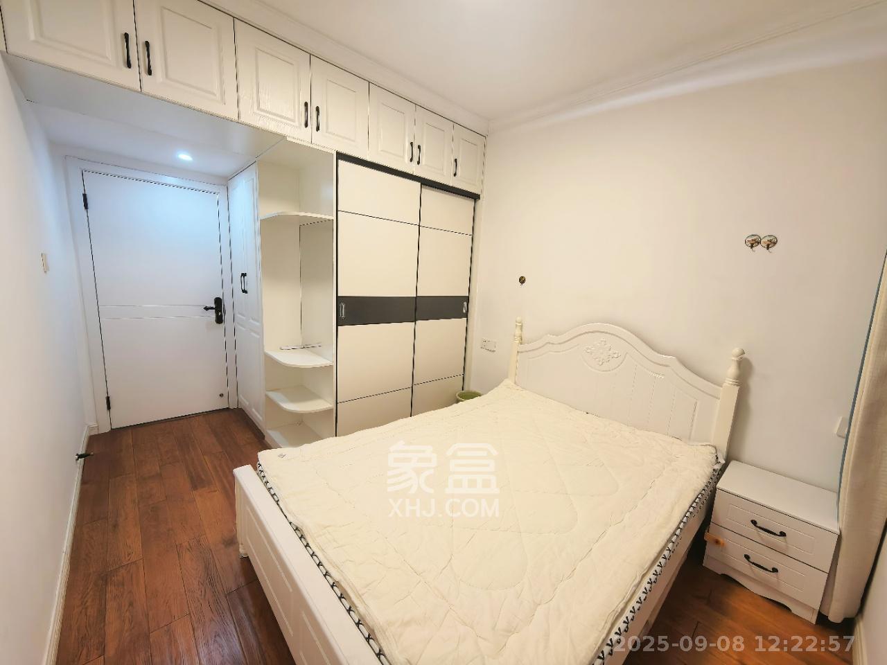 叠彩兰亭 3室2厅1卫 2400.0元/月 叠彩兰亭 3室2厅1卫 2400.0元/月室内图