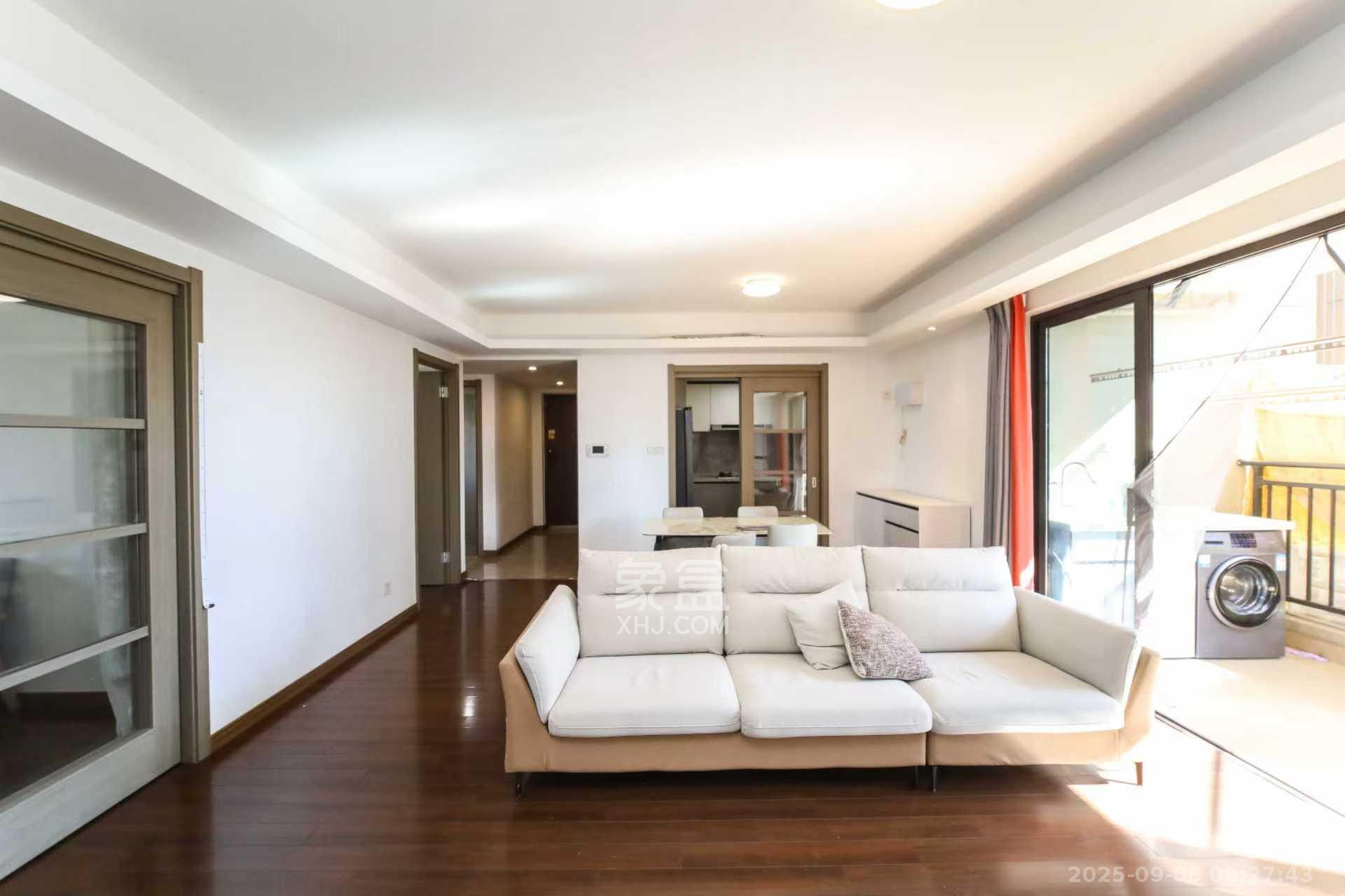 万科金域蓝湾 4室2厅2卫 3500.0元/月 万科金域蓝湾 4室2厅2卫 3500.0元/月室内图