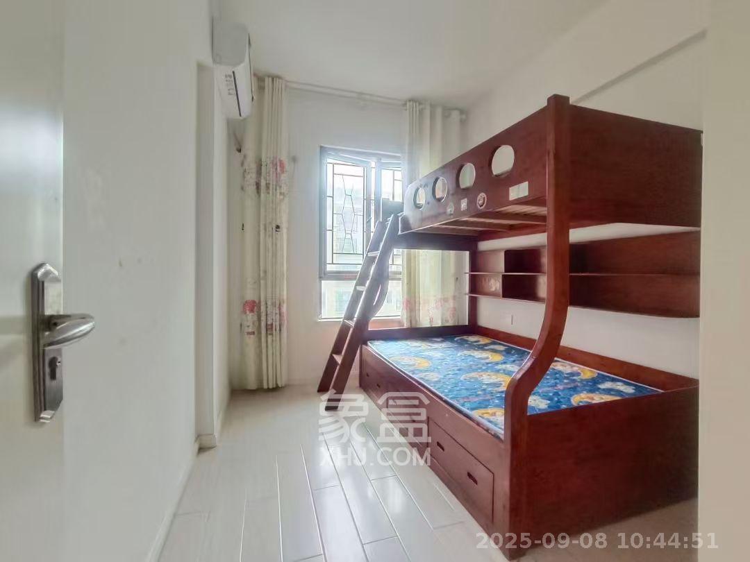 米兰春天 3室2厅1卫 1800.0元/月 米兰春天 3室2厅1卫 1800.0元/月室内图