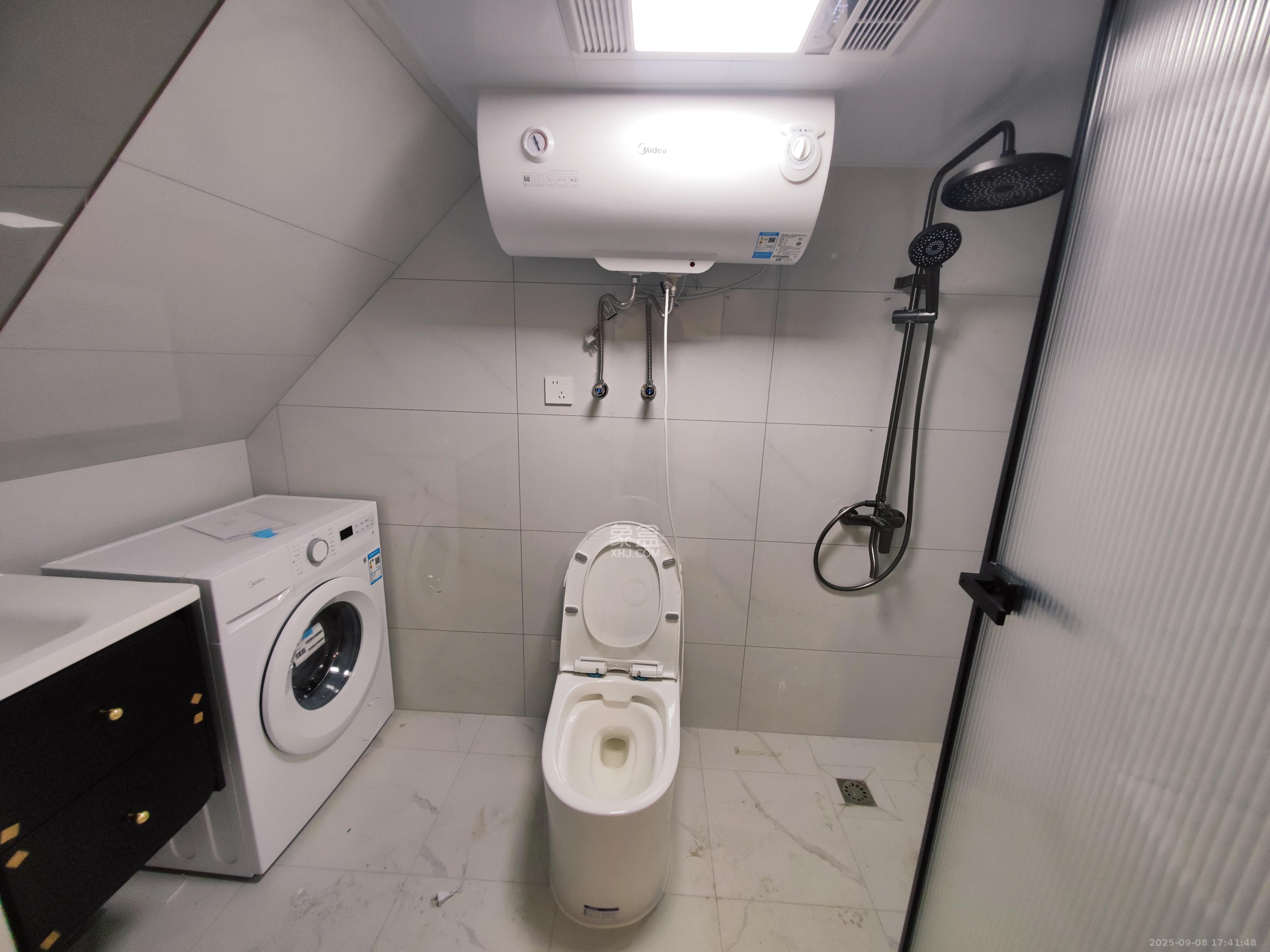 建发养云 2室1厅1卫 2600.0元/月 建发养云 2室1厅1卫 2600.0元/月室内图