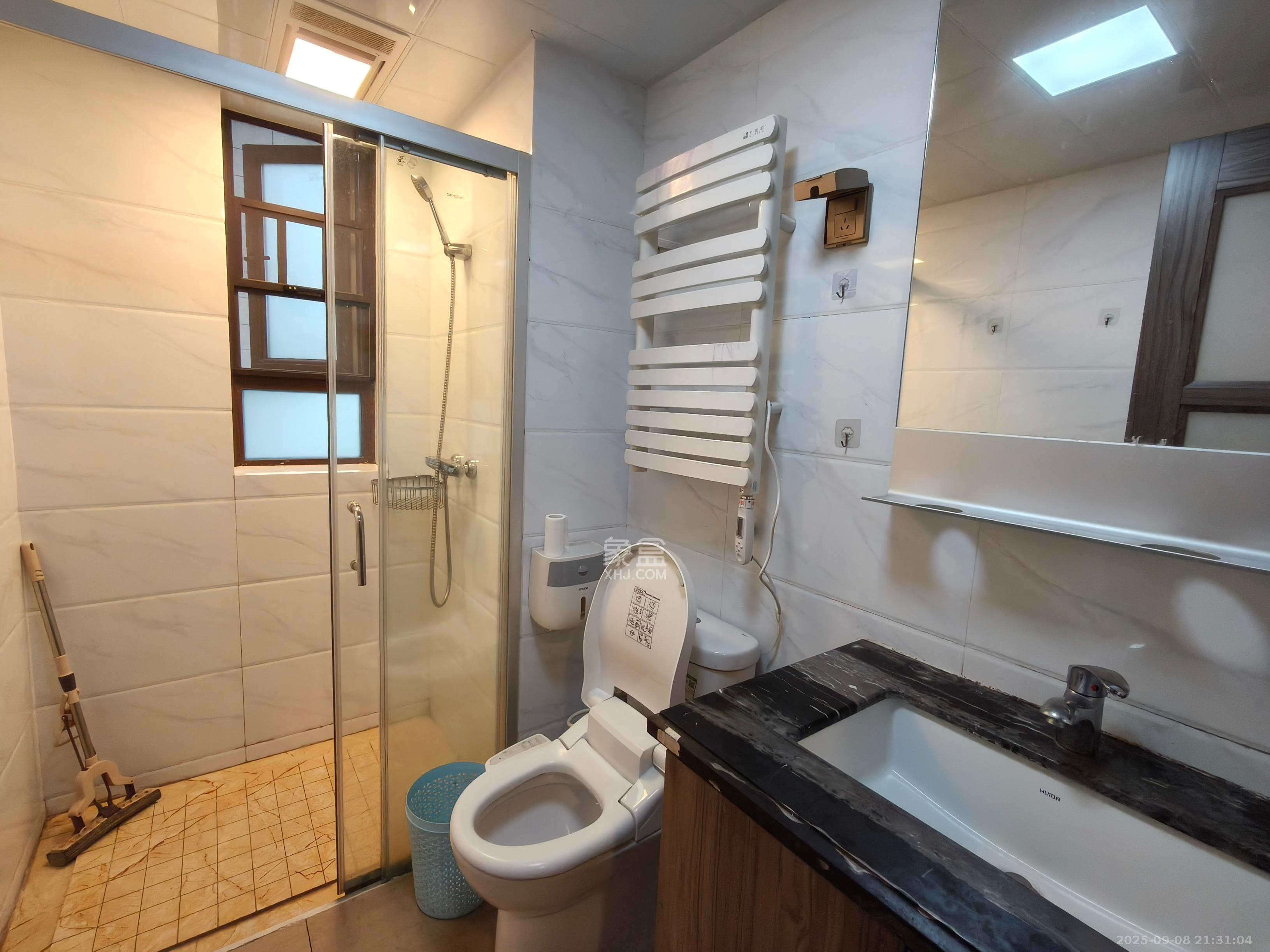 碧桂园星城首府 4室2厅2卫 3800.0元/月 碧桂园星城首府 4室2厅2卫 3800.0元/月室内图