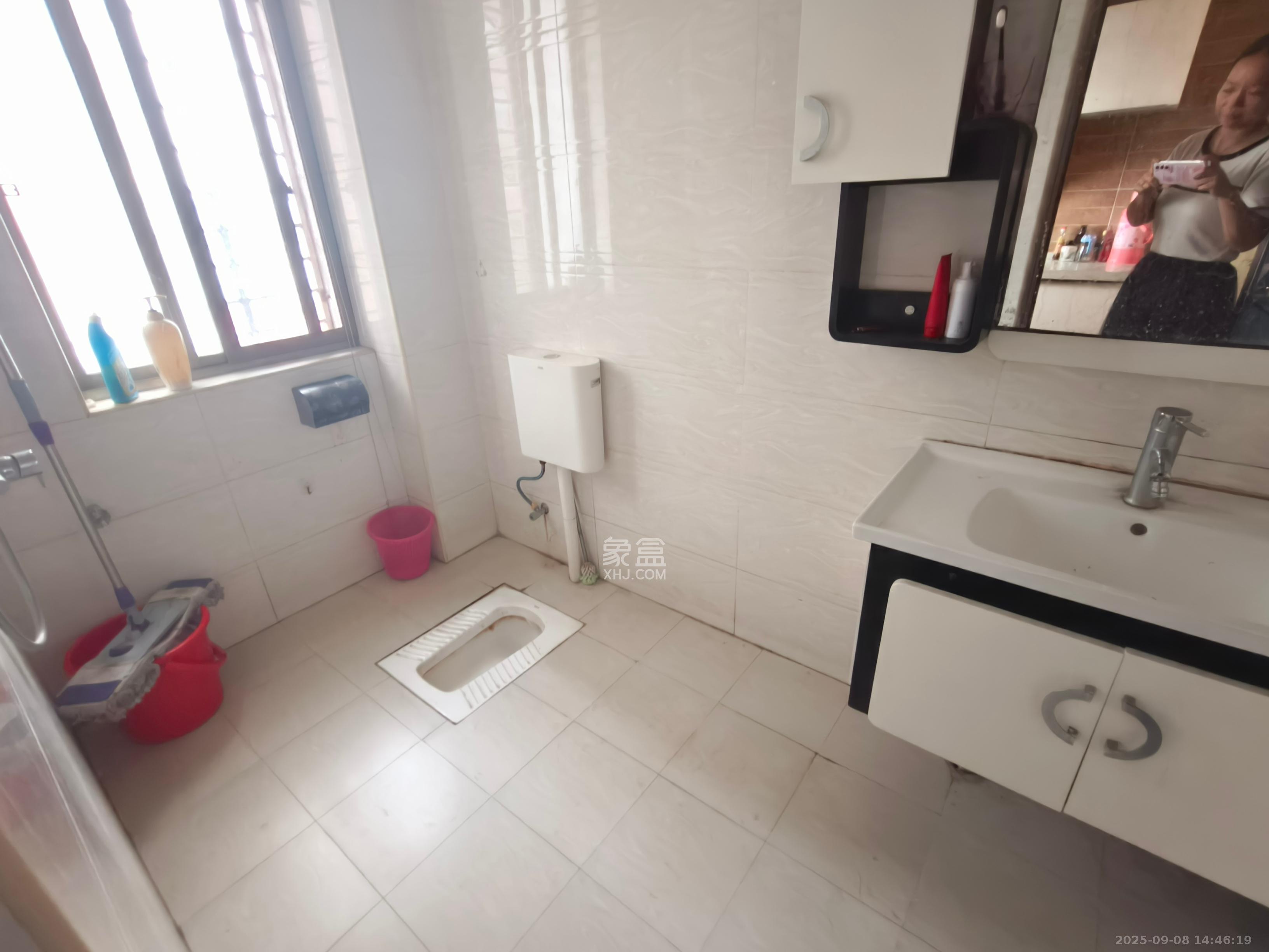 锦绣湘江 3室2厅2卫 1400.0元/月 锦绣湘江 3室2厅2卫 1400.0元/月室内图